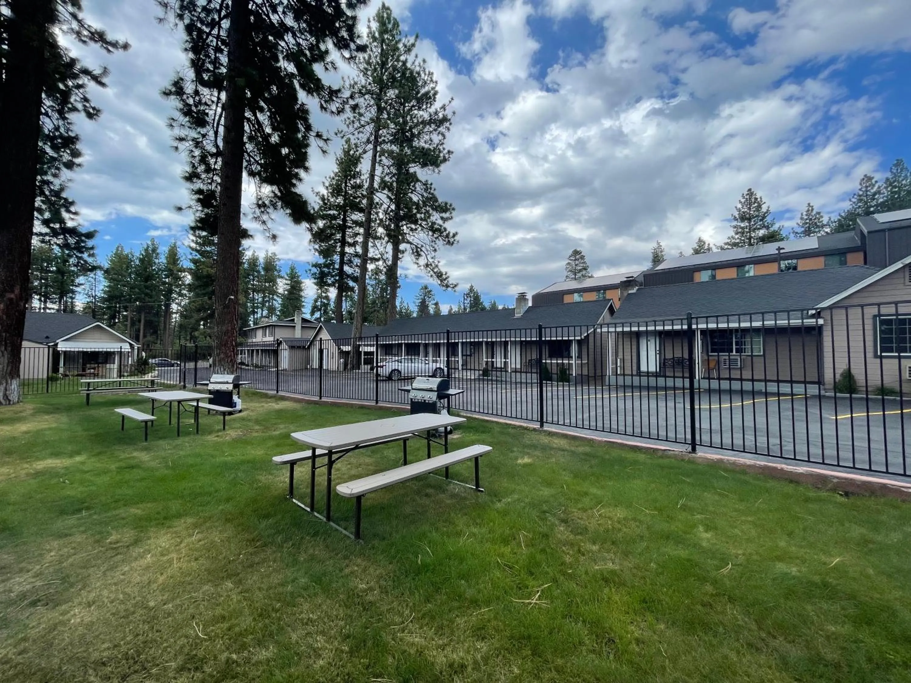 Tahoe Hacienda Inn