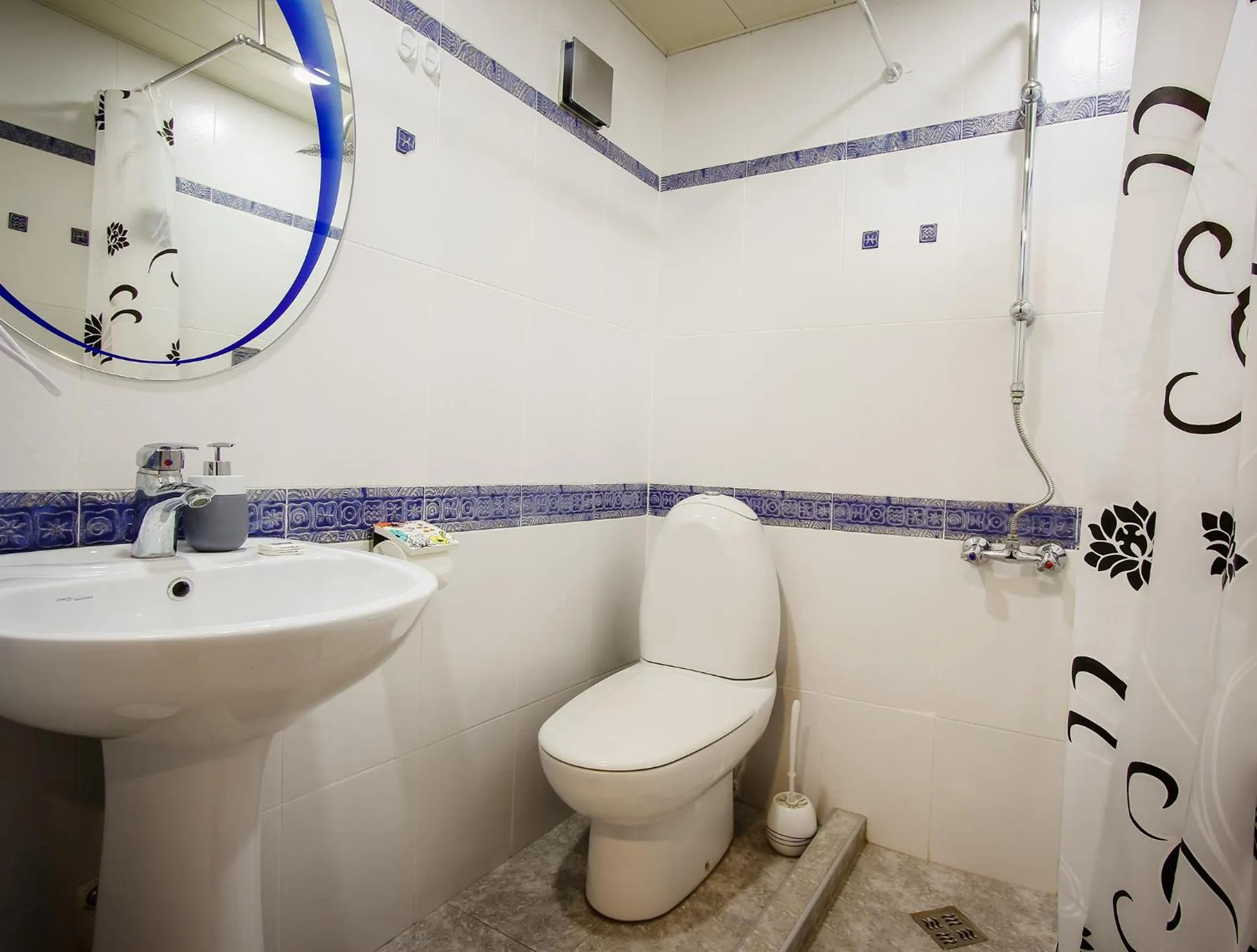 Toilet in Hotel Toma's House