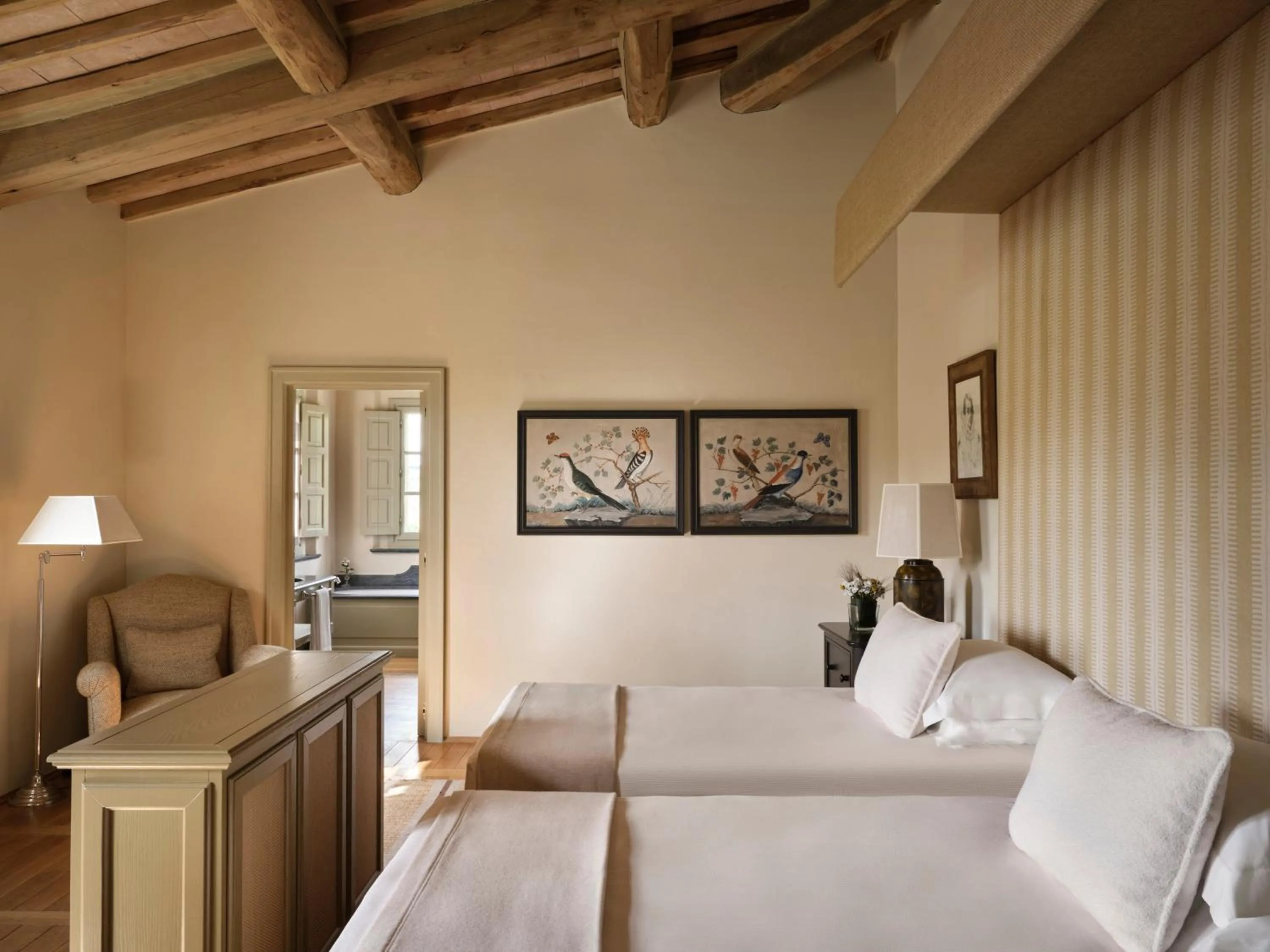 Bed in Castiglion del Bosco, A Rosewood Hotel