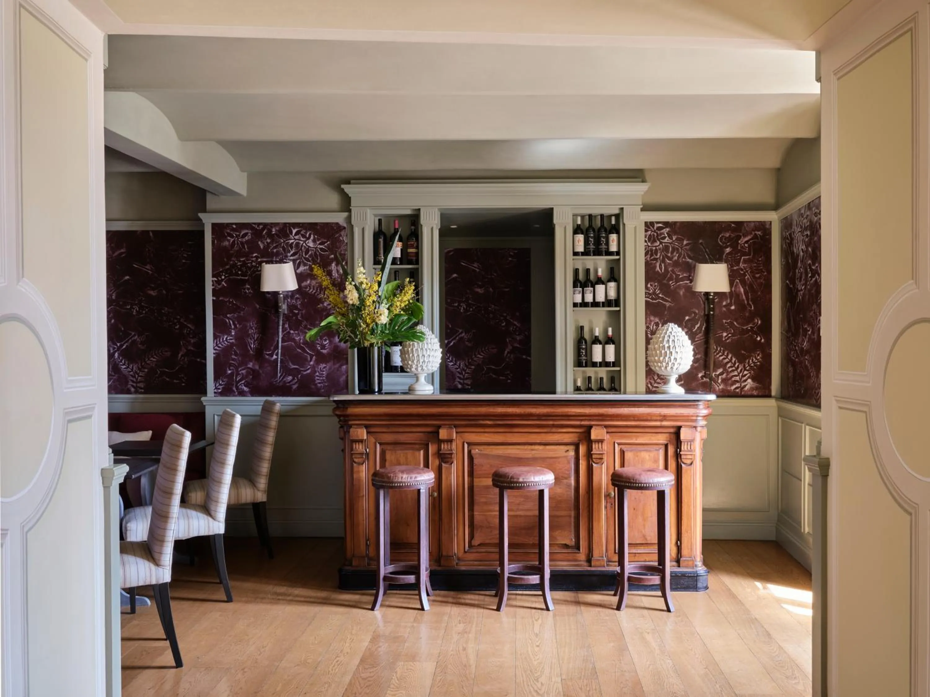 Lounge or bar in Castiglion del Bosco, A Rosewood Hotel