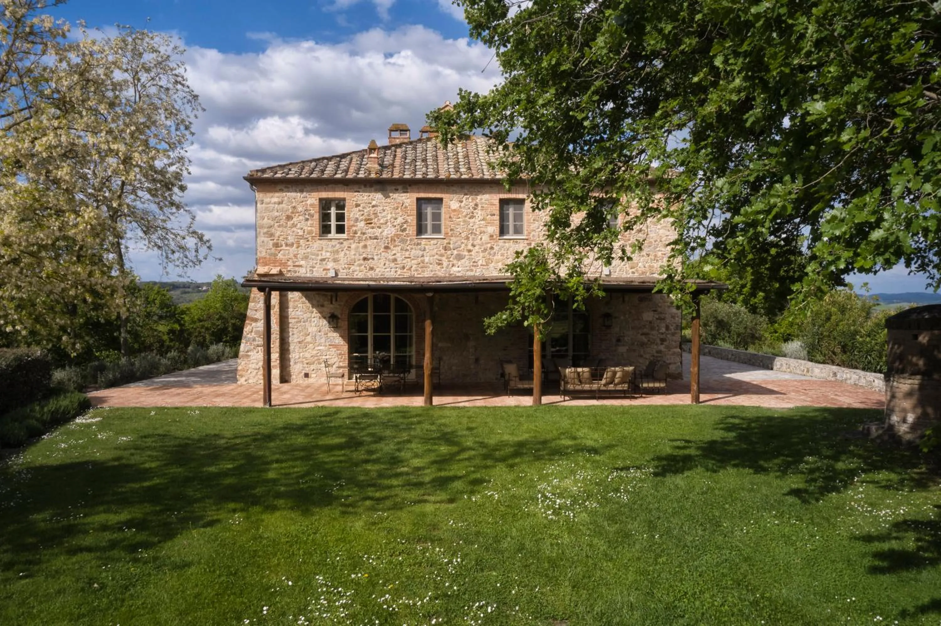 Facade/entrance in Castiglion del Bosco, A Rosewood Hotel