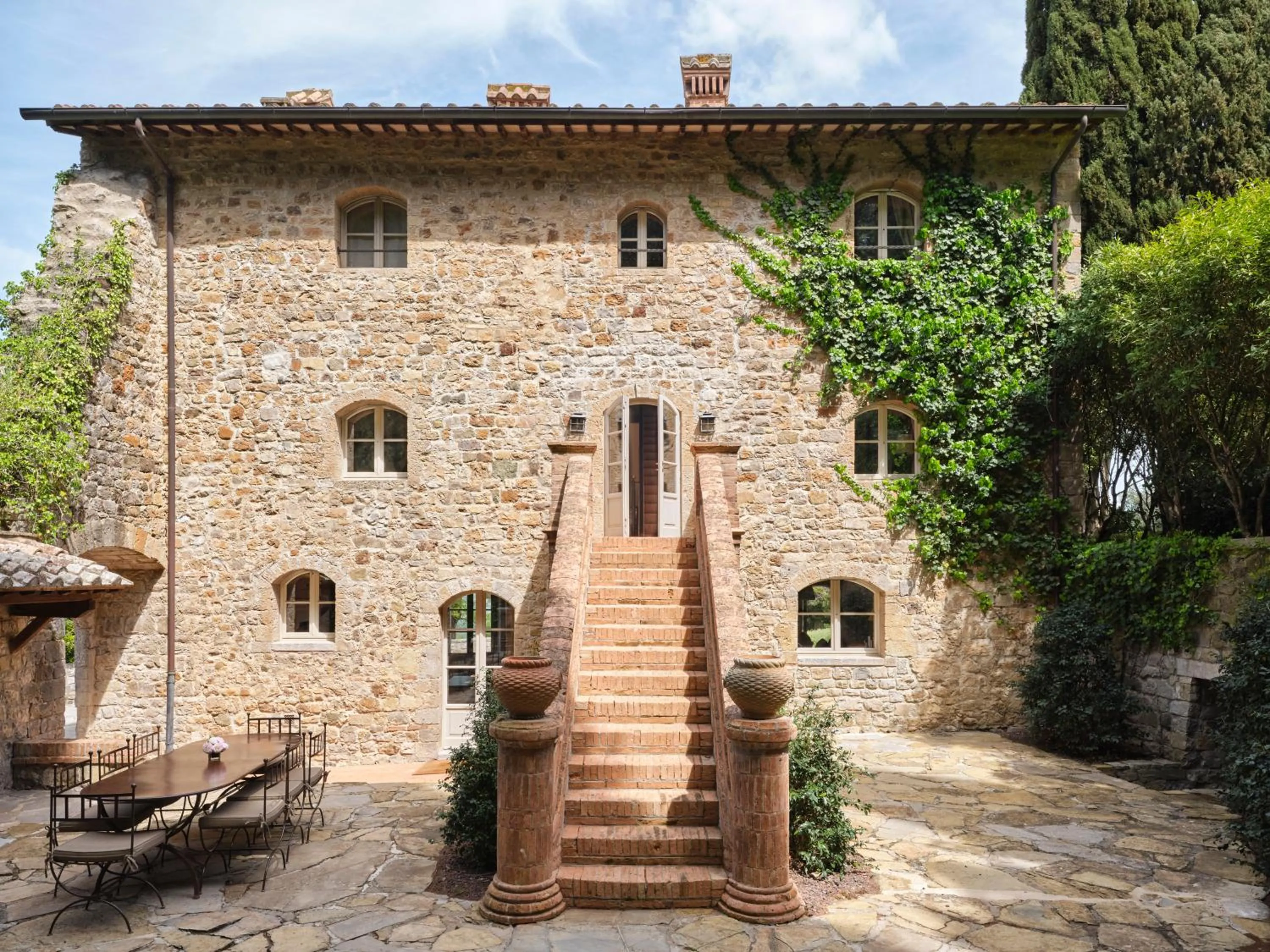 Facade/entrance in Castiglion del Bosco, A Rosewood Hotel