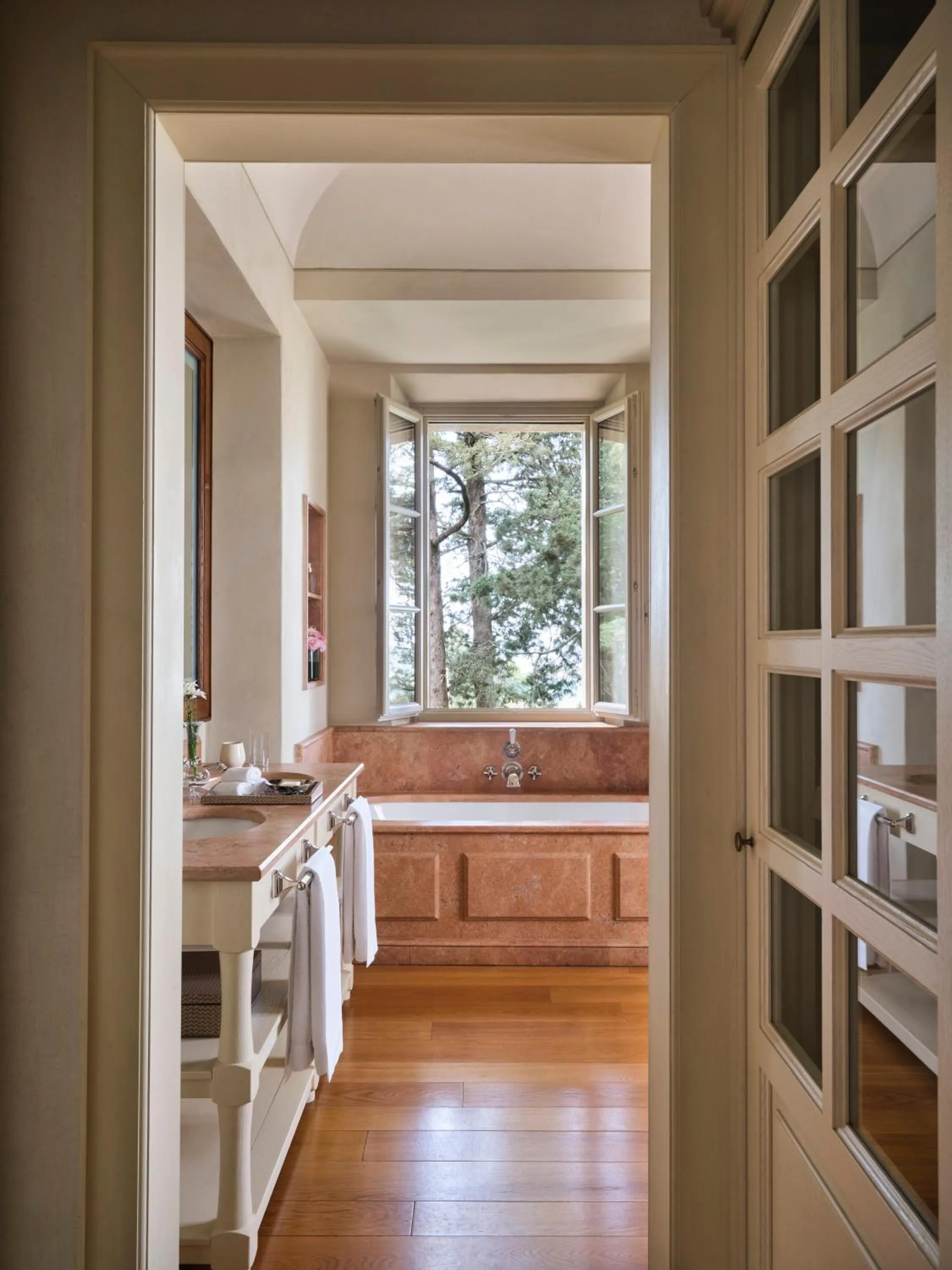 Bathroom in Castiglion del Bosco, A Rosewood Hotel