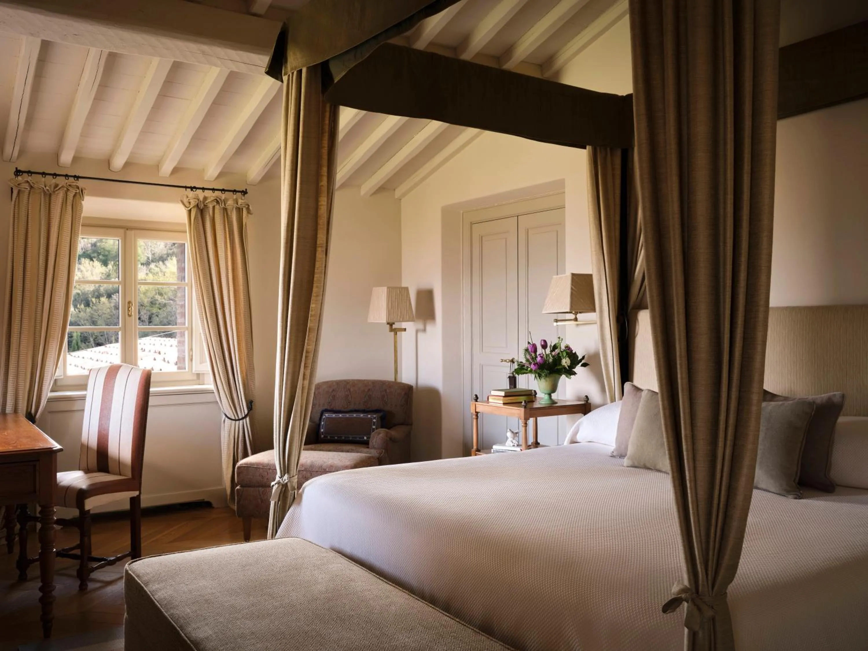 Bedroom, Bed in Castiglion del Bosco, A Rosewood Hotel