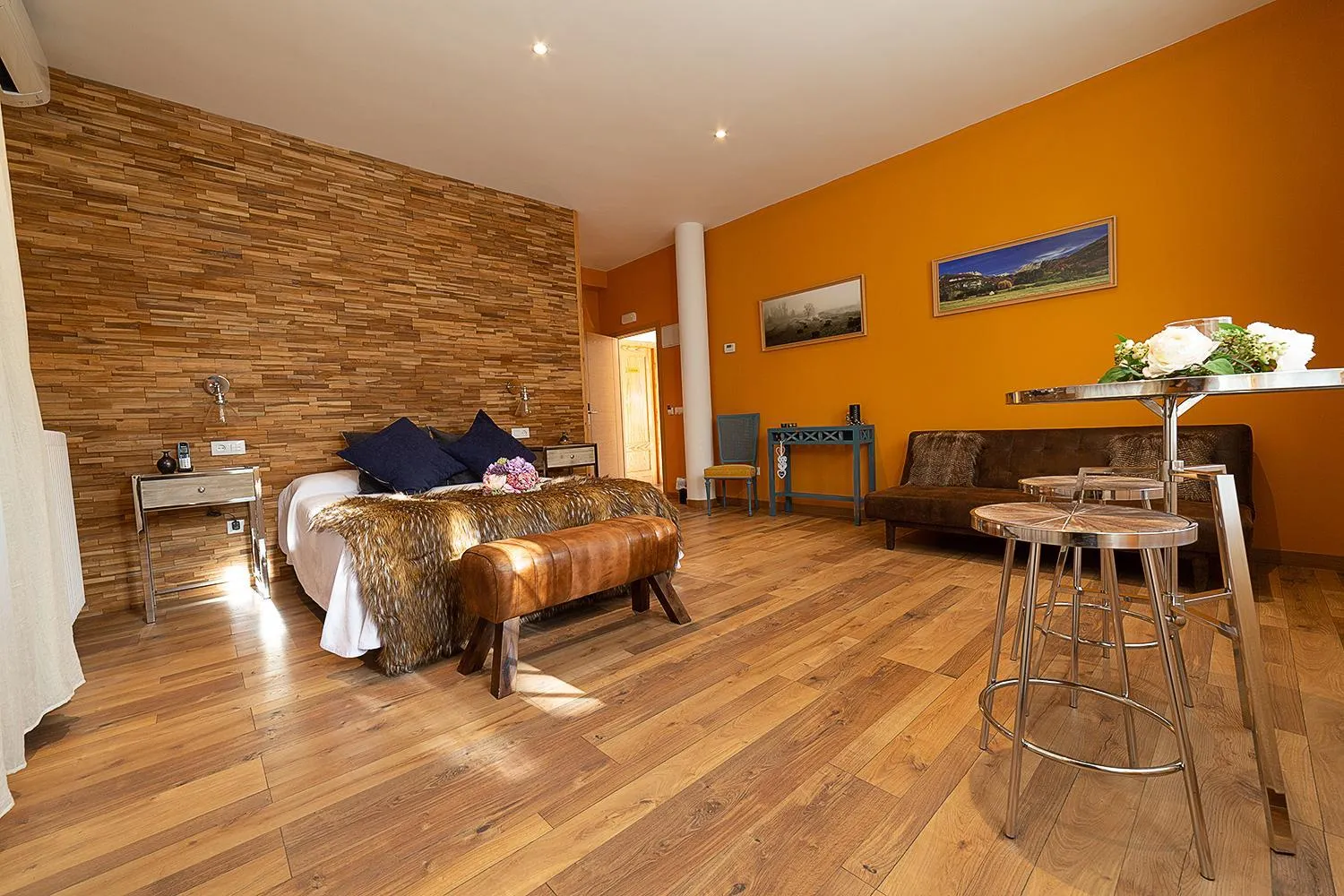 Photo of the whole room in Hospedería Casa Martell