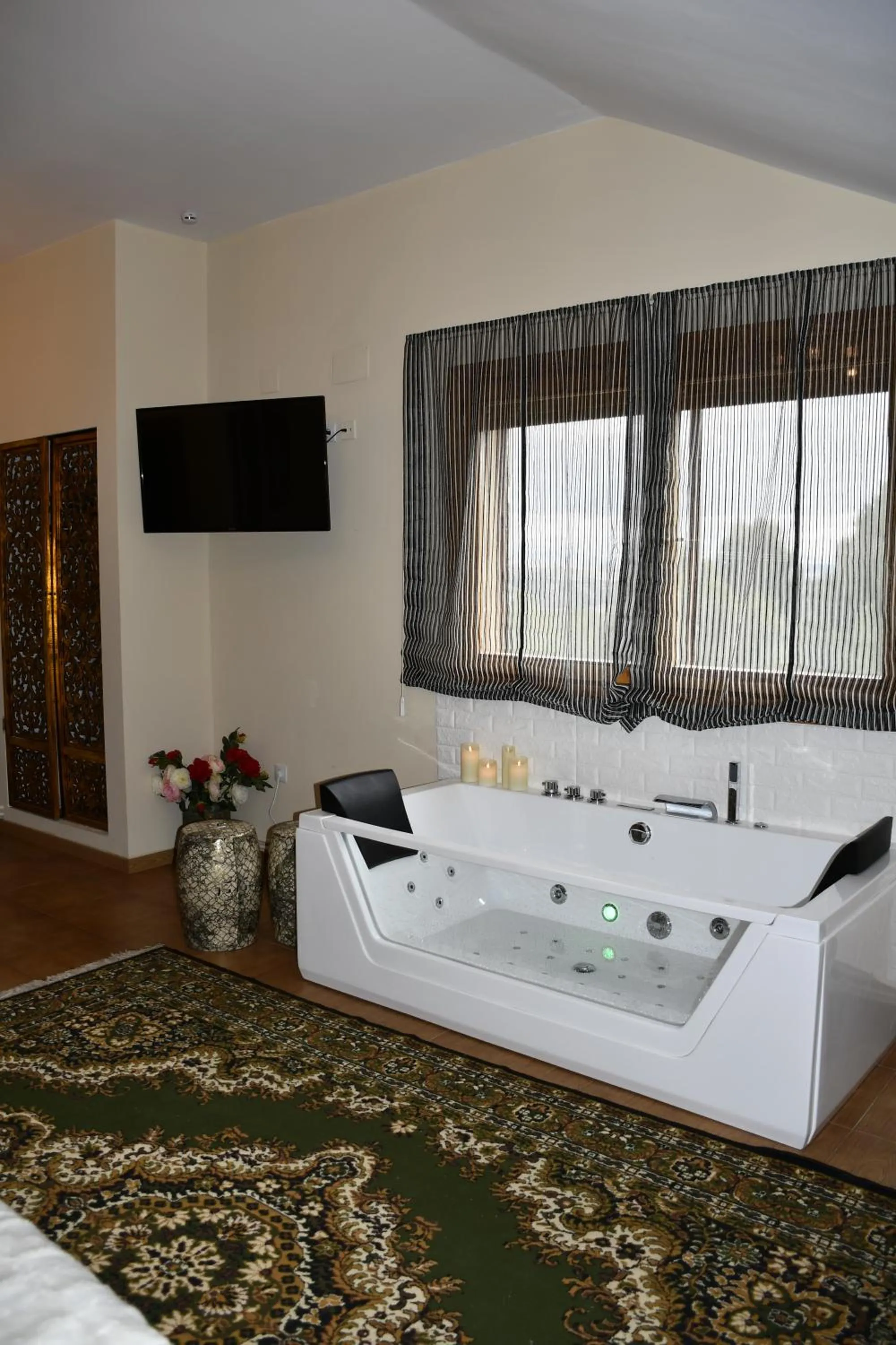 Hot Tub in Hospedería Casa Martell