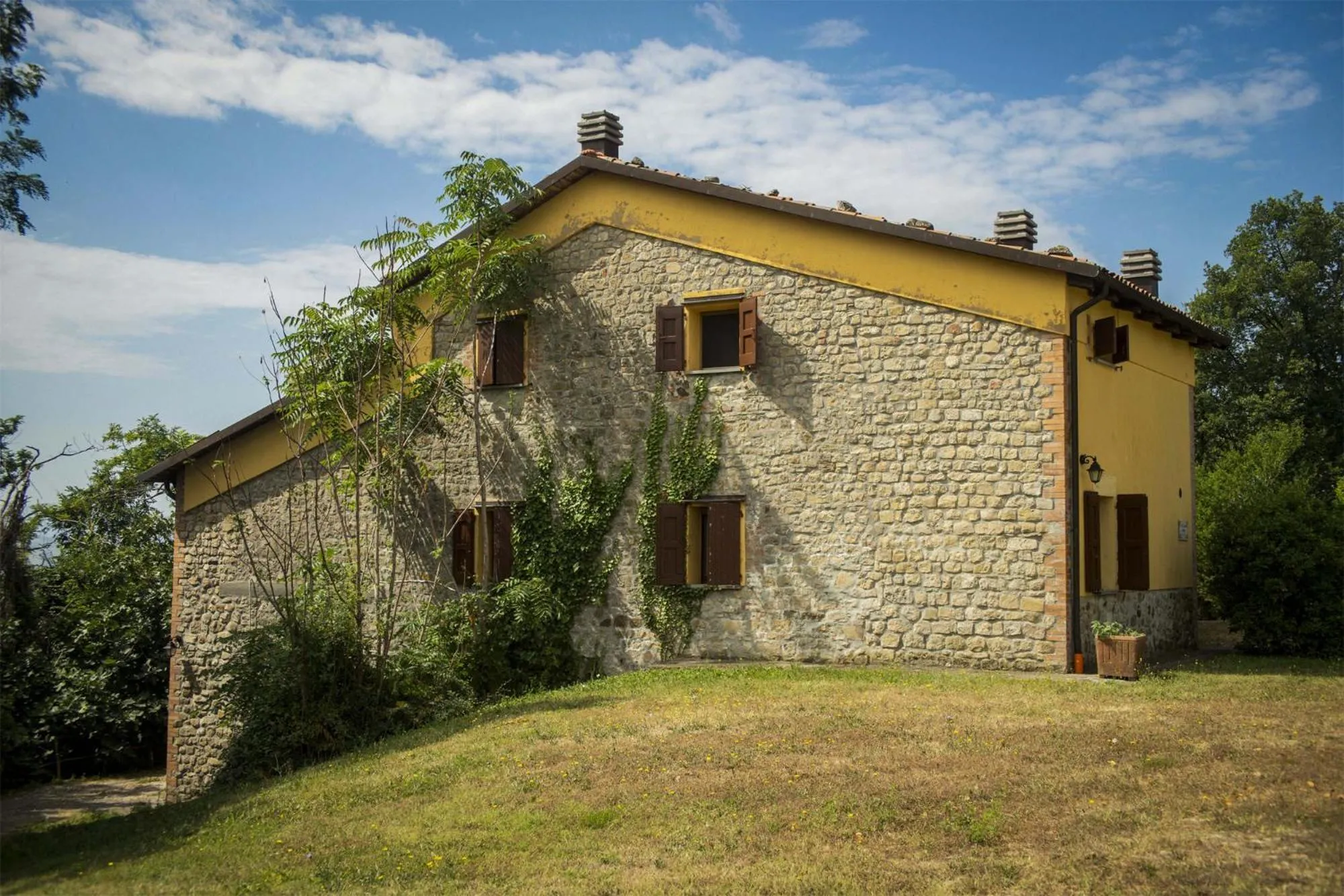 Property building in Villaggio Della Salute Più