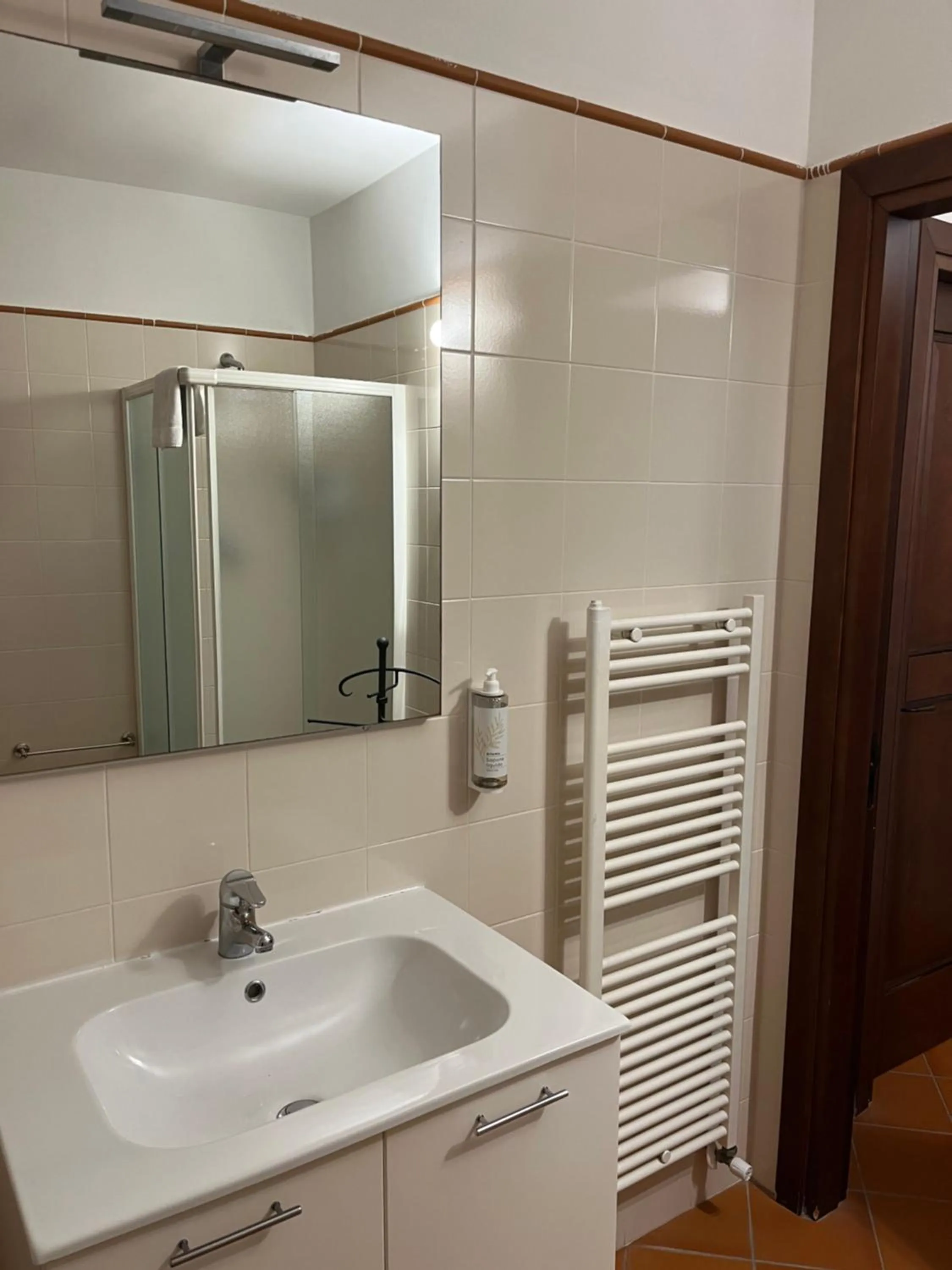 Shower in Villaggio Della Salute Più