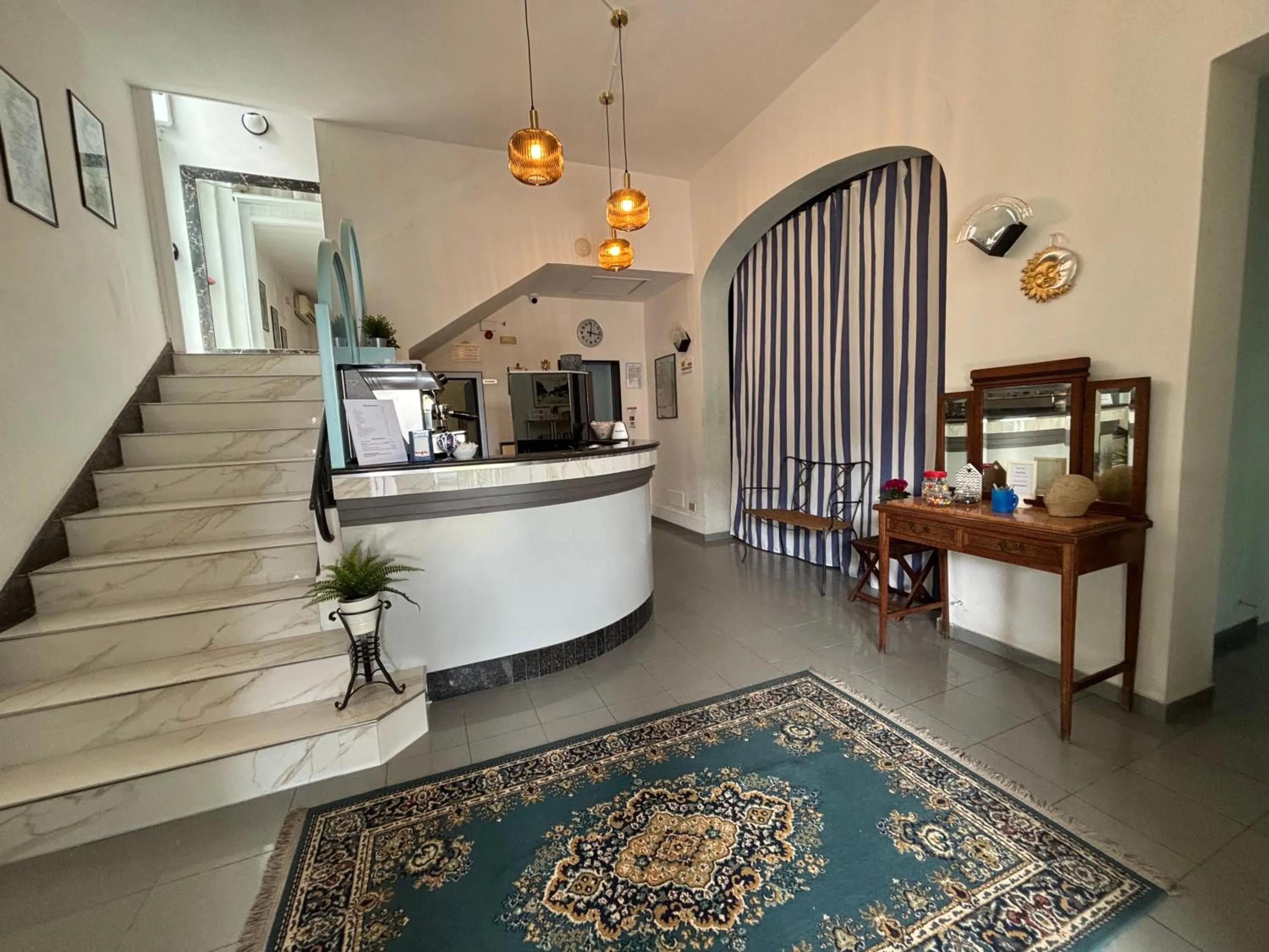 Lobby or reception in Hotel Iride Apartments & Rooms- ideale per famiglie e coppie