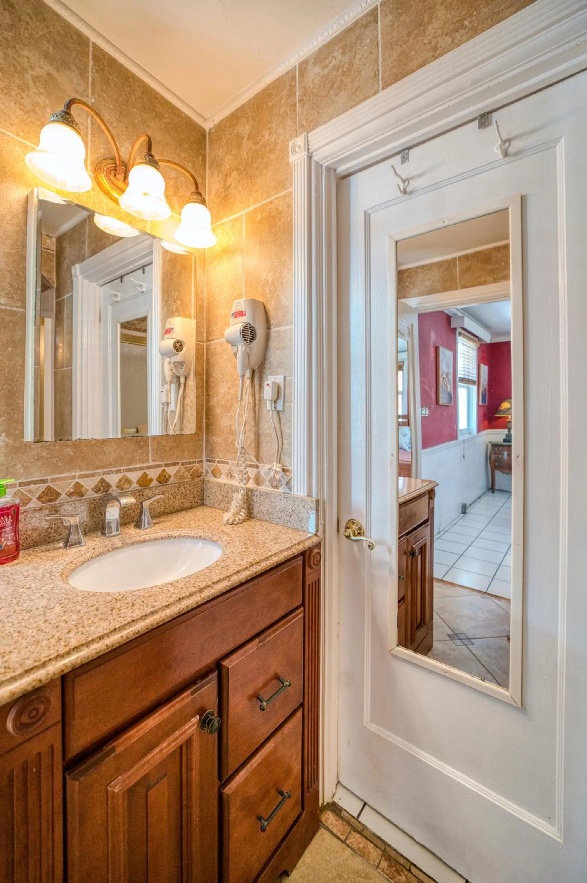 Sinclair Boutique Hotel