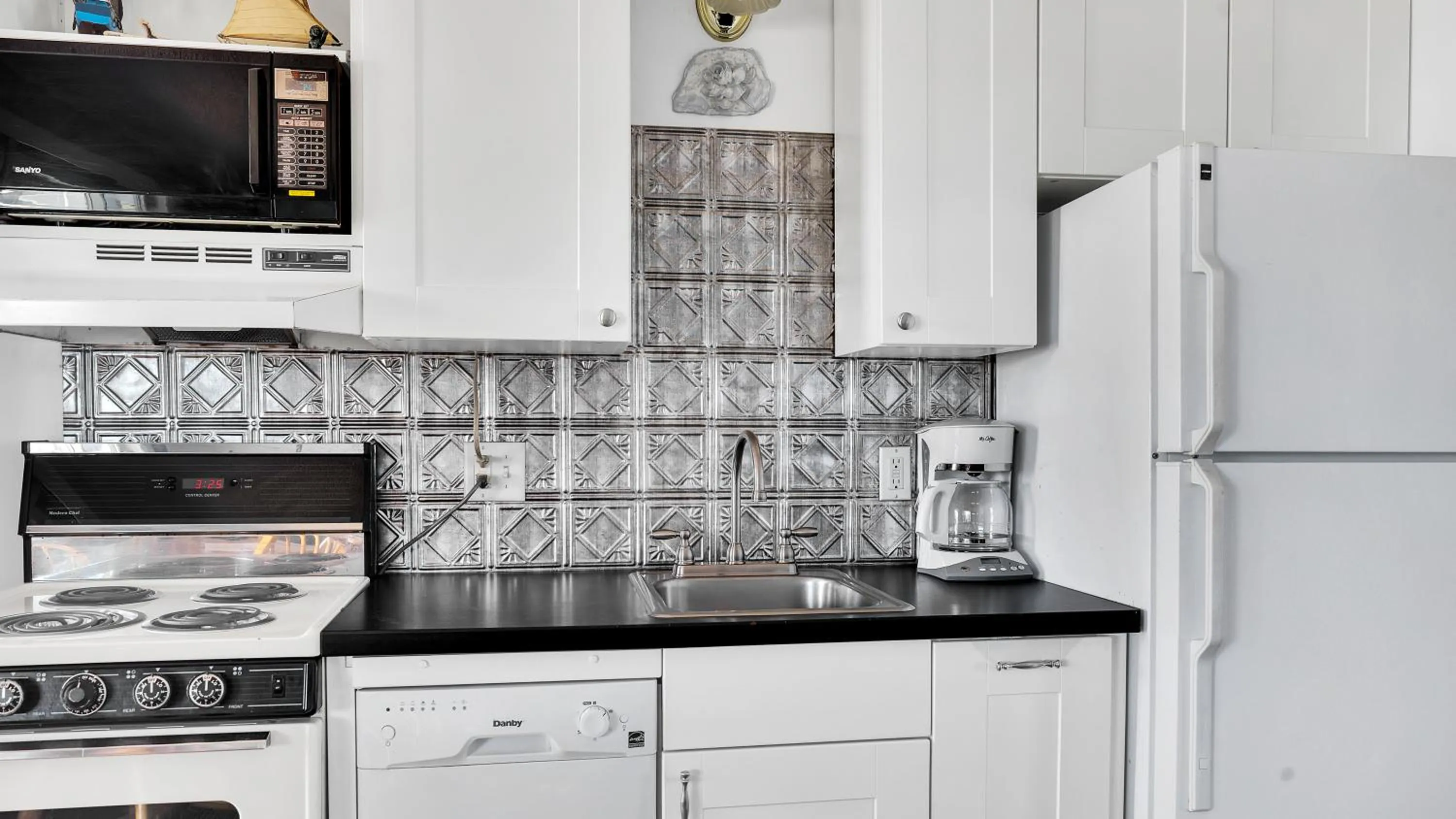 Montauk Oceanside Suites