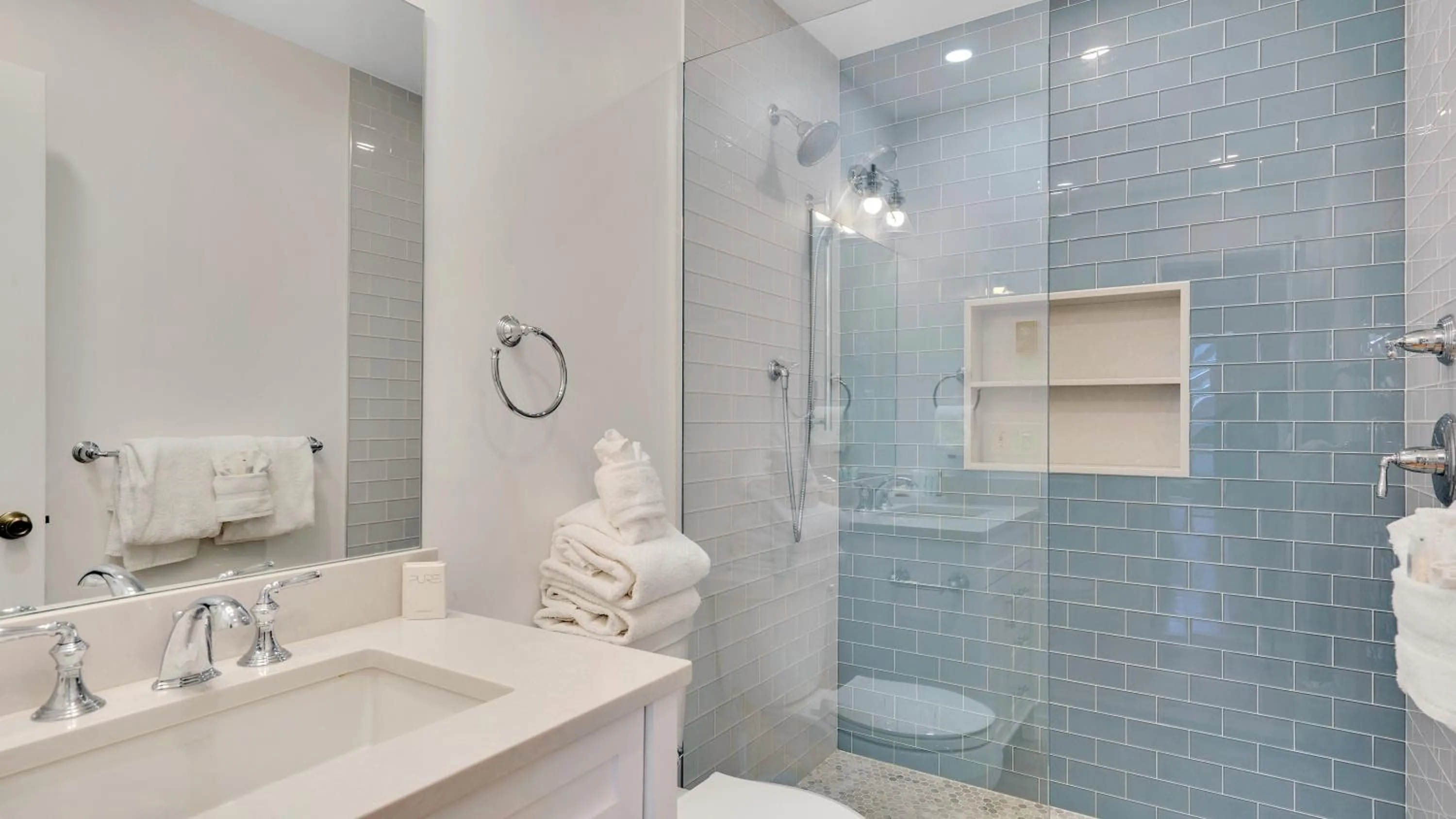 Montauk Oceanside Suites