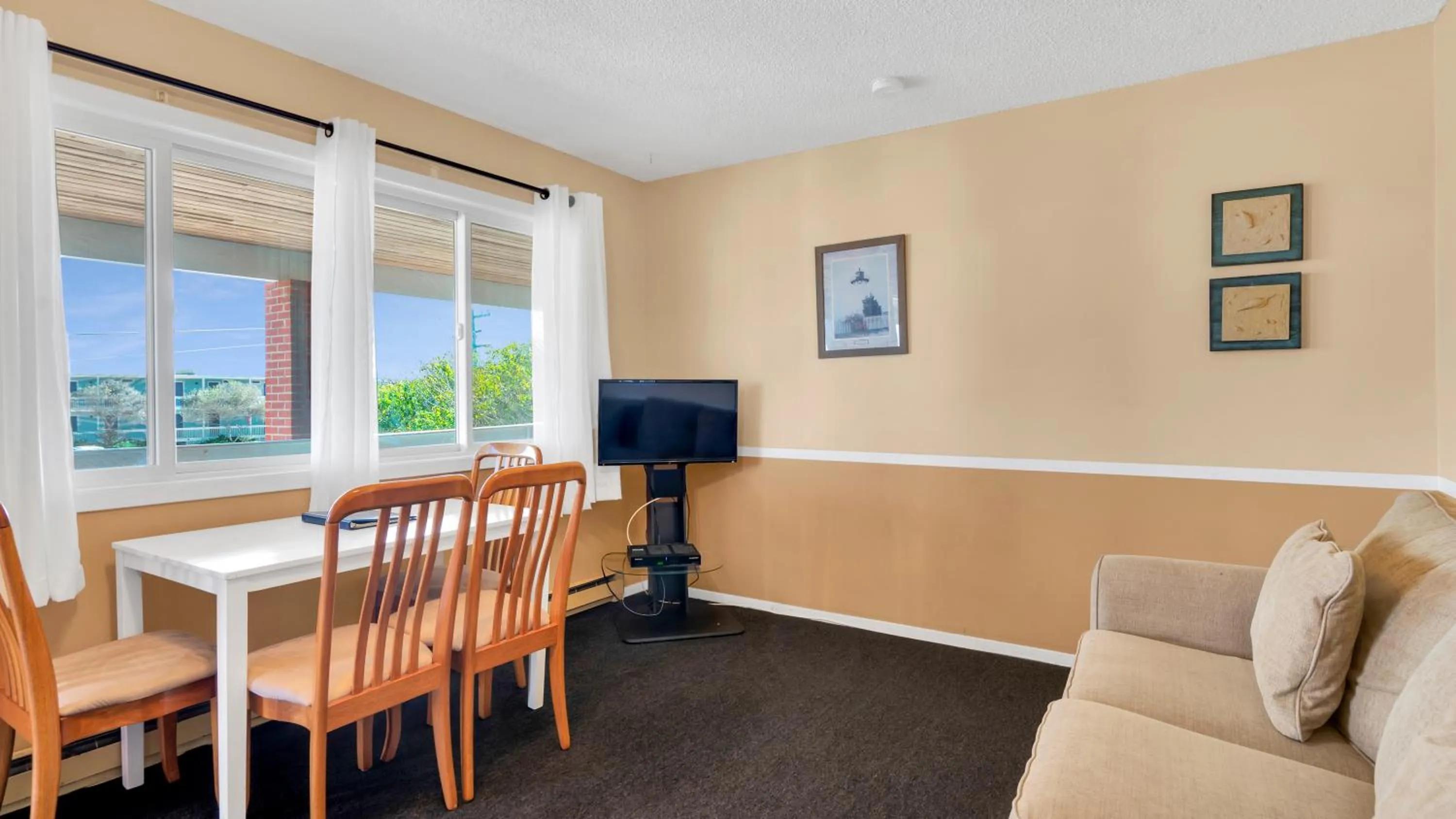 Montauk Oceanside Suites