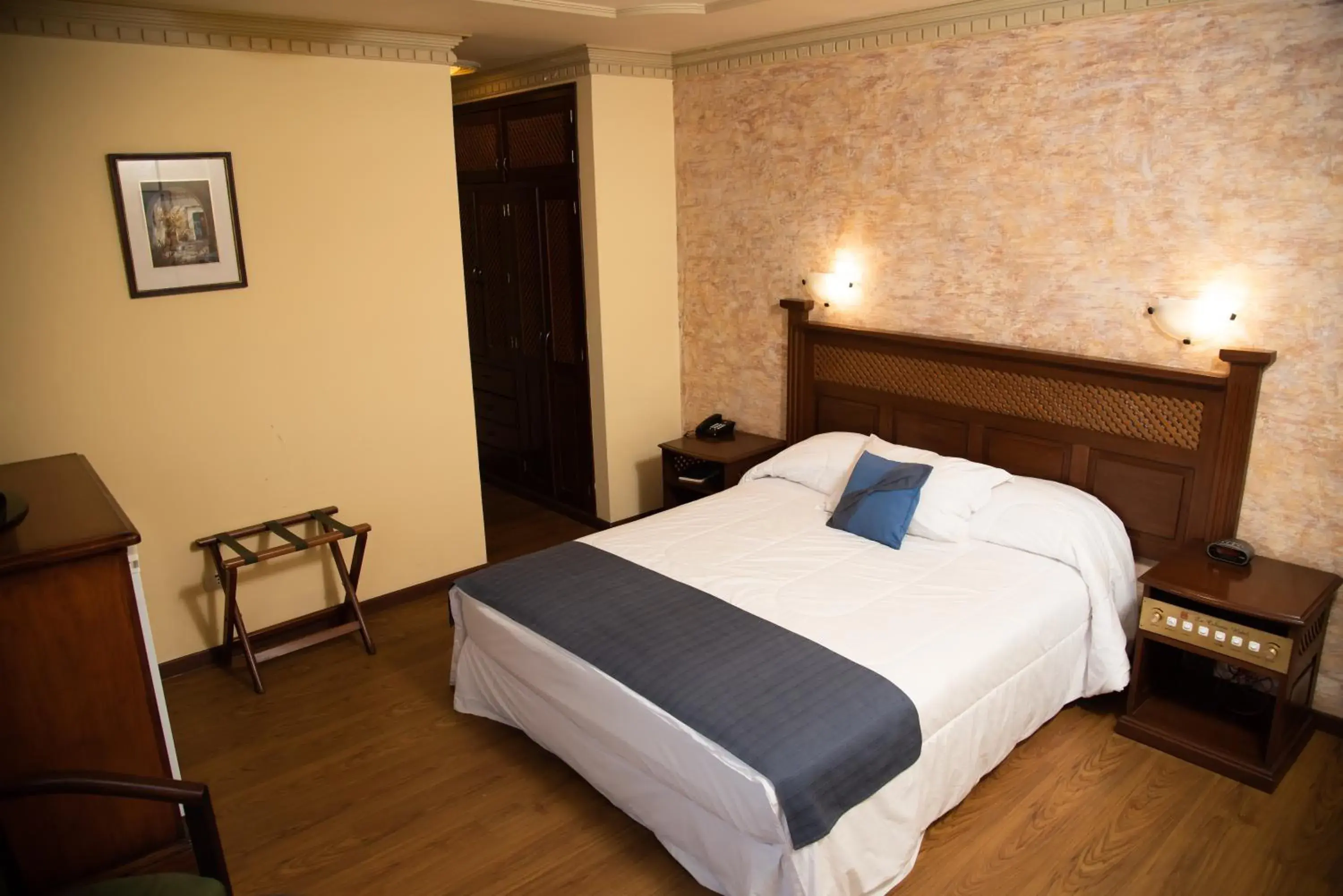 Deluxe Single Room in AVANTI HOTEL & CONVENTION CENTER Deluxe Single Room in AVANTI HOTEL & CONVENTION CENTER