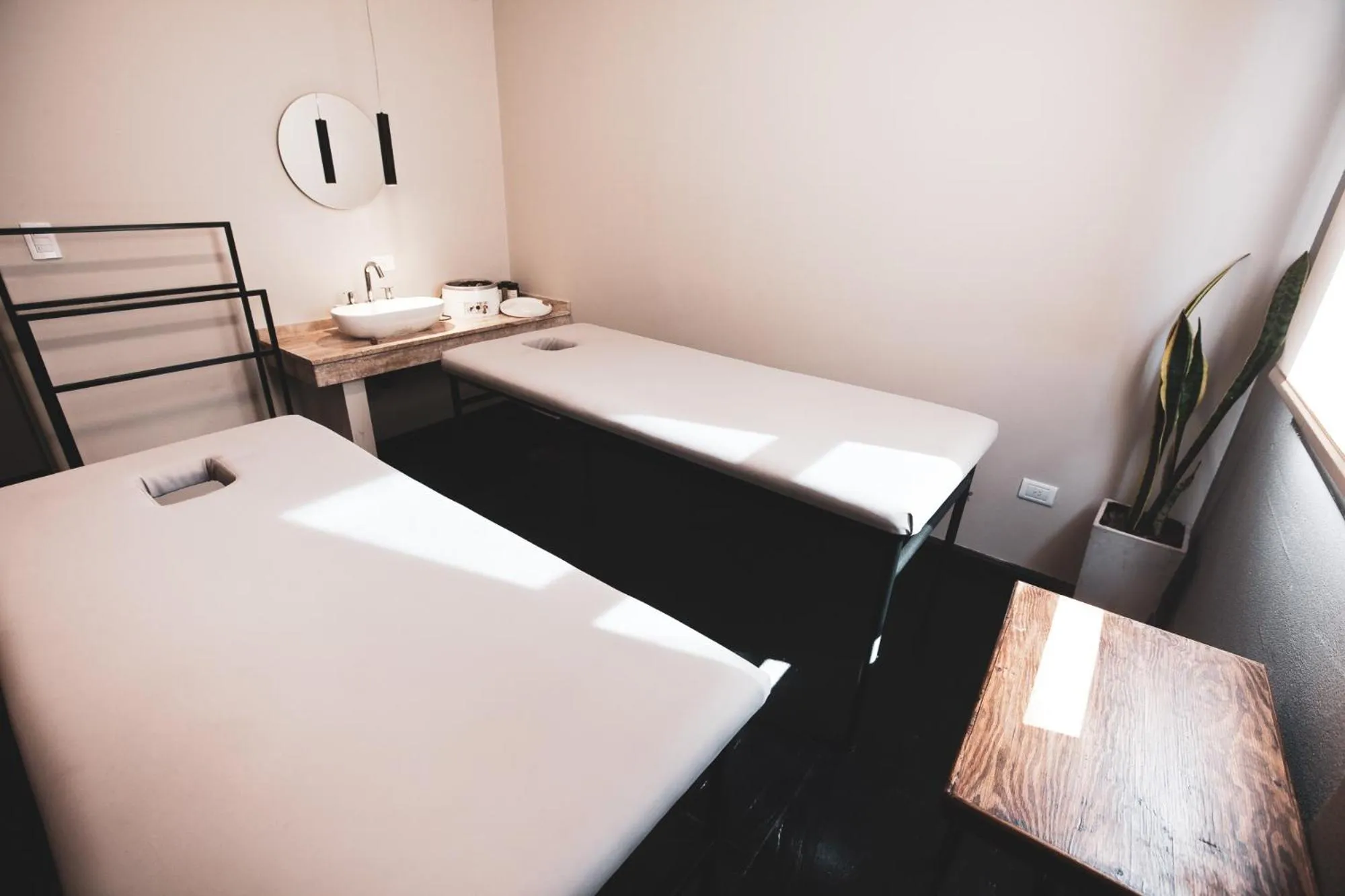 Spa and wellness centre/facilities, Bed in Fuente Mayor Hotel & Casino