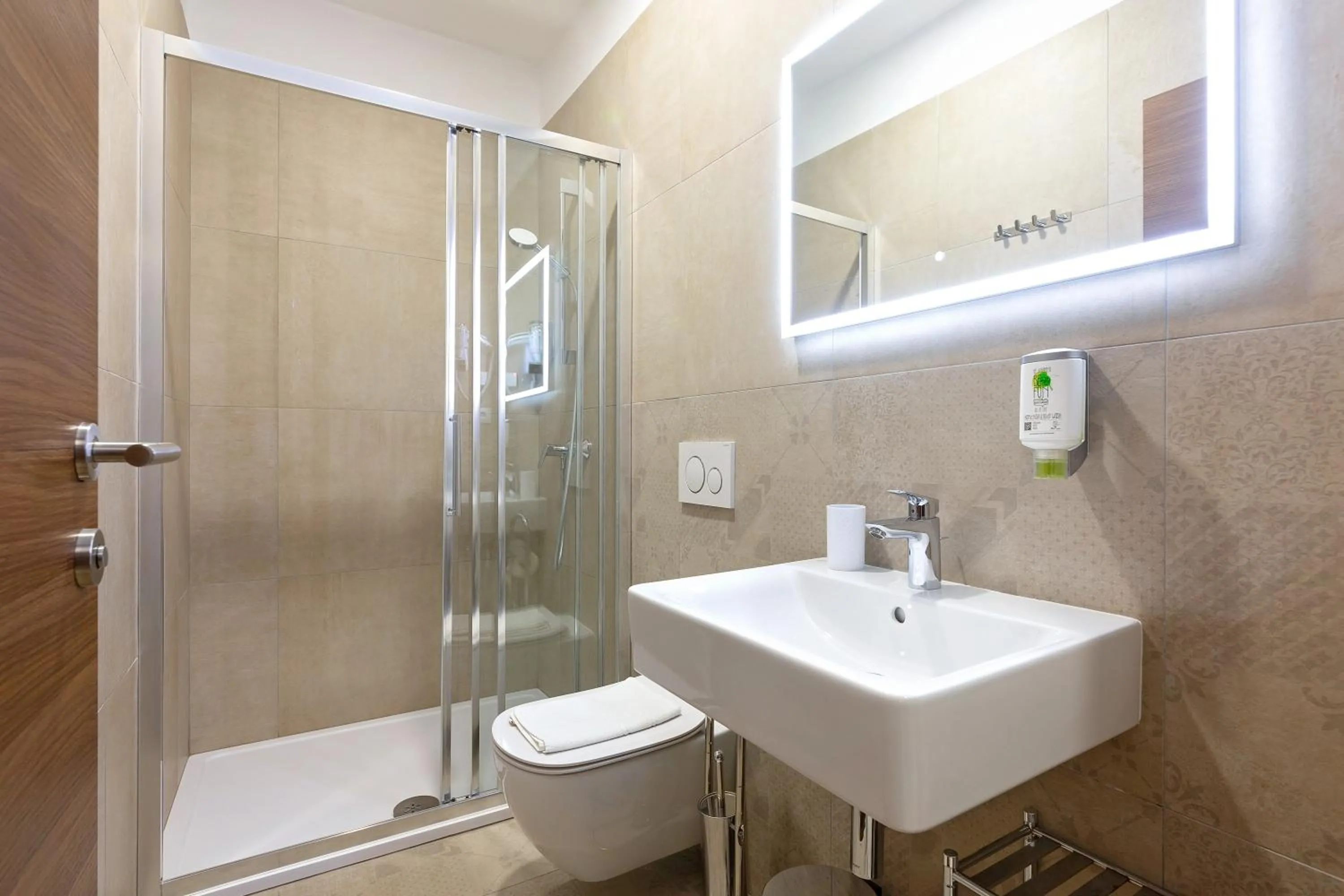 Shower in San Martino Rooms