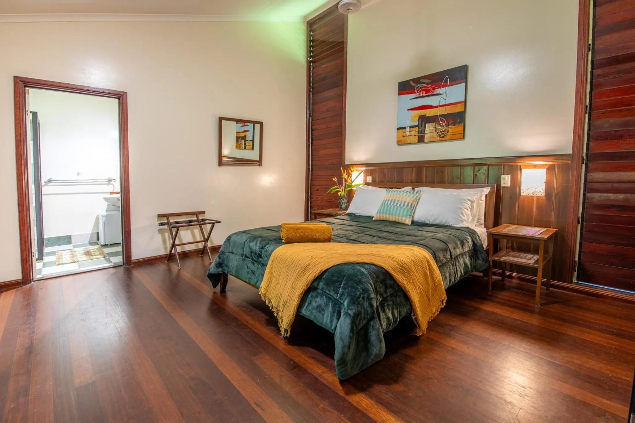 Bed in Heritage Lodge - in the Daintree