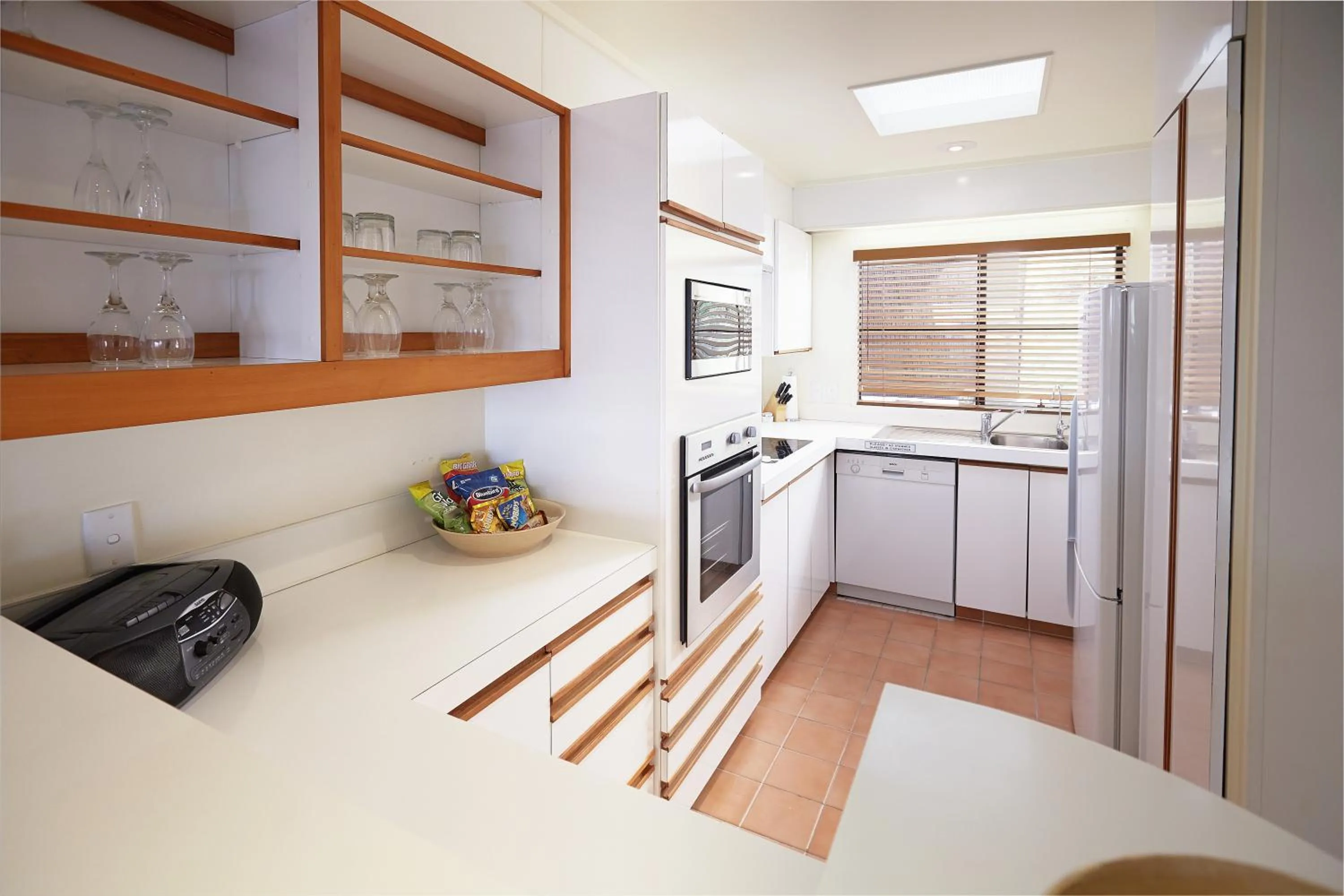 Kitchen or kitchenette in Pioneer Waterfront Apartments