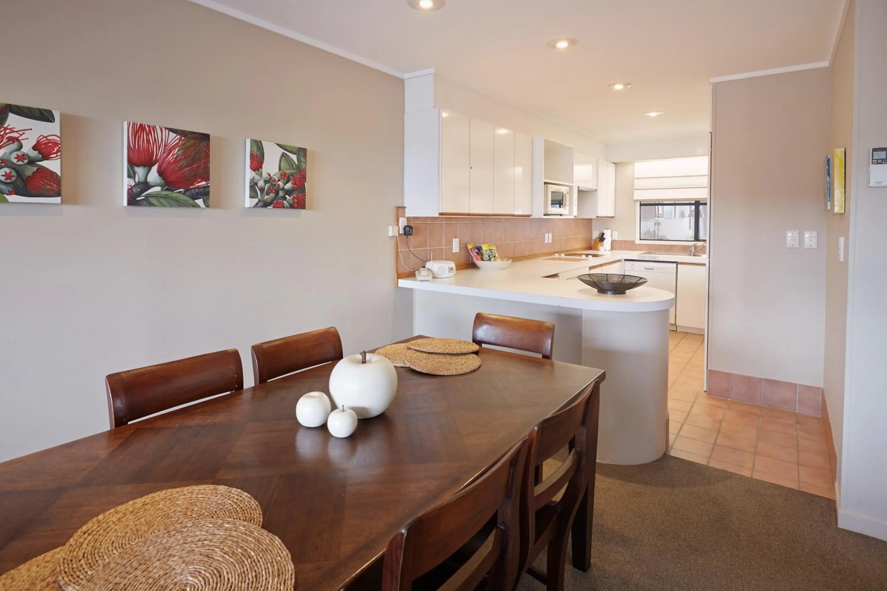Kitchen or kitchenette in Pioneer Waterfront Apartments