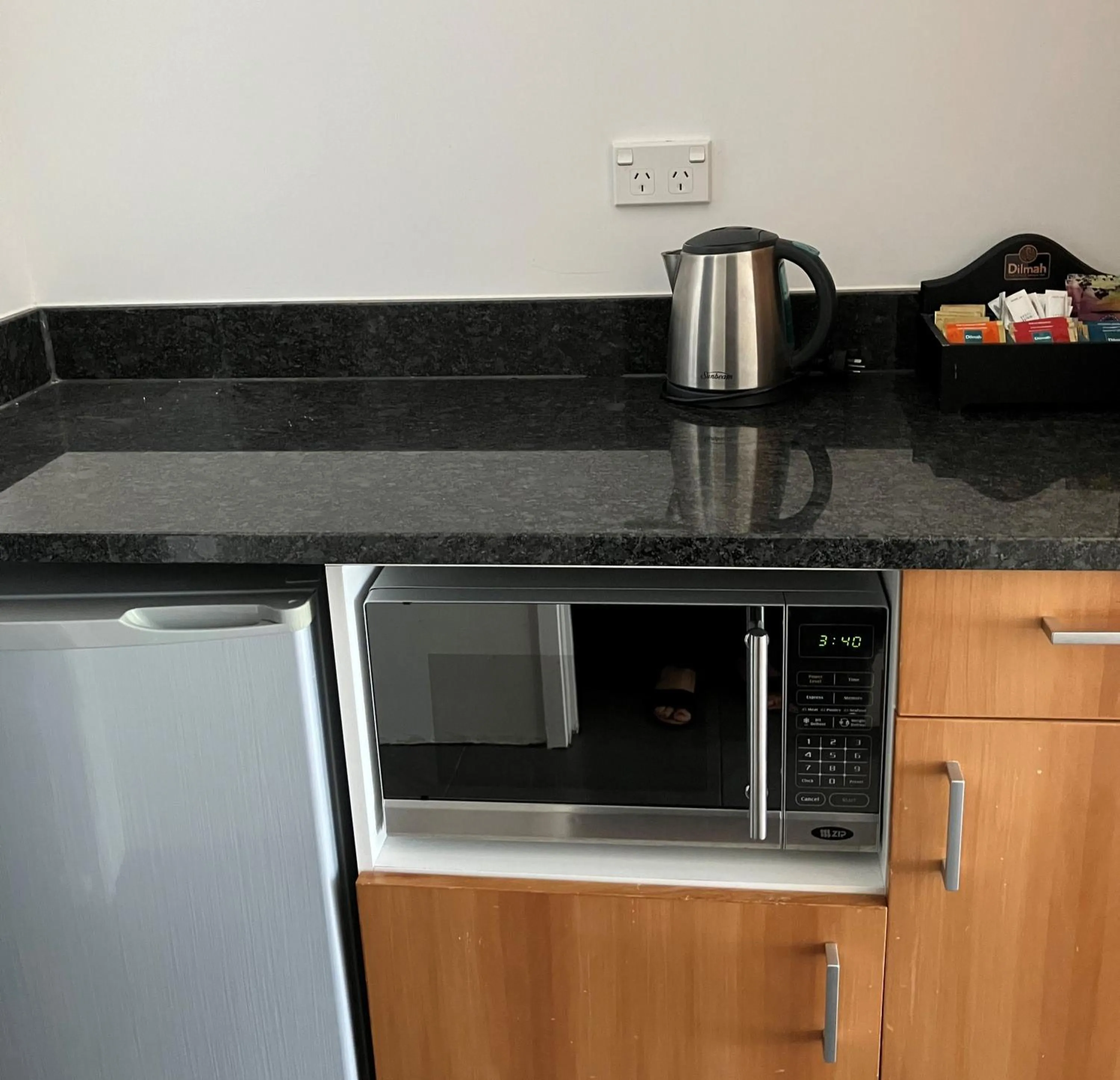 minibar in Auto Lodge