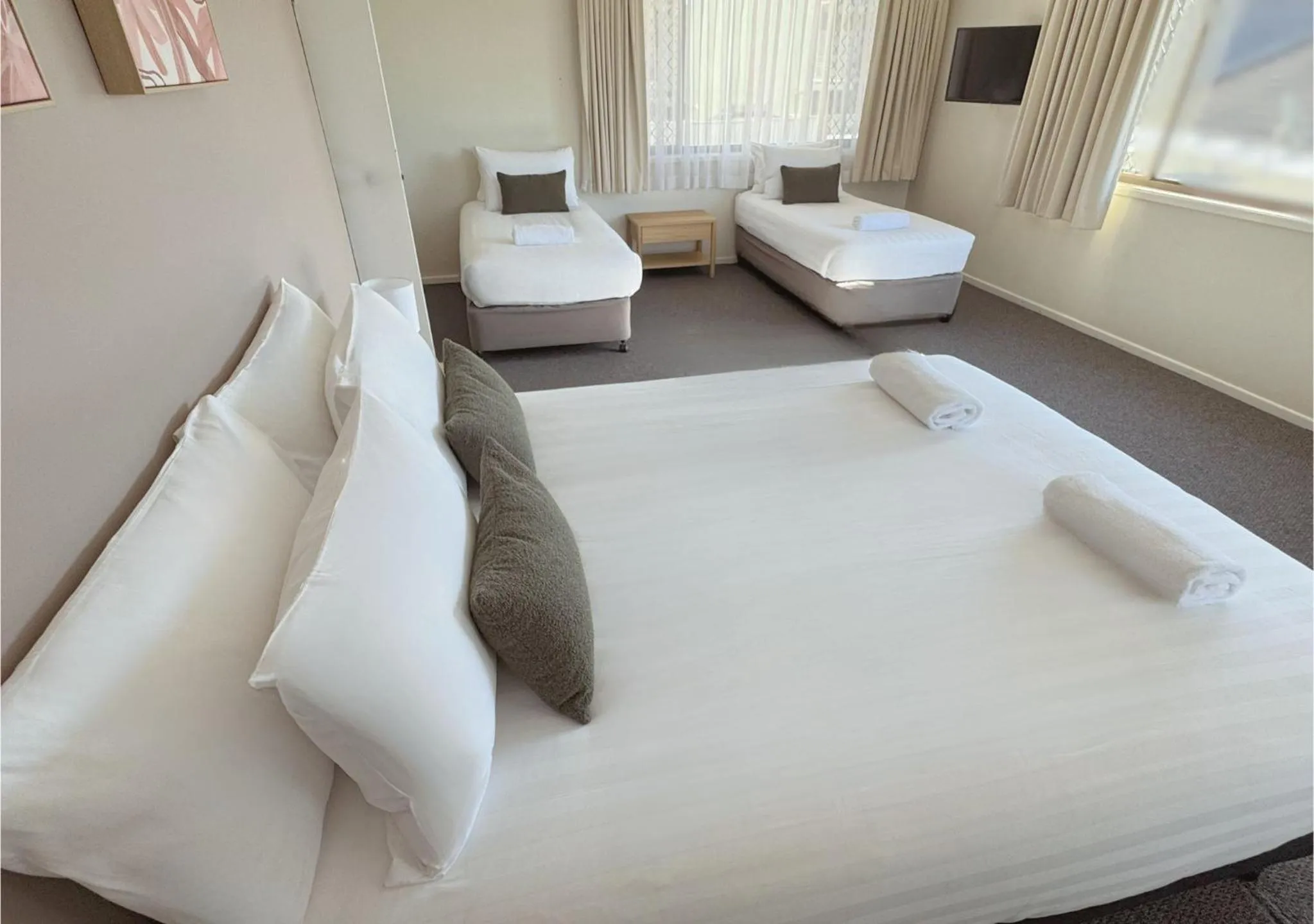 Bedroom, Bed in Yamba Sun