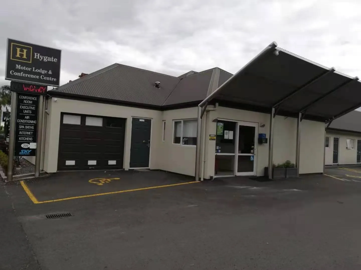 Property building in Hygate Motor Lodge