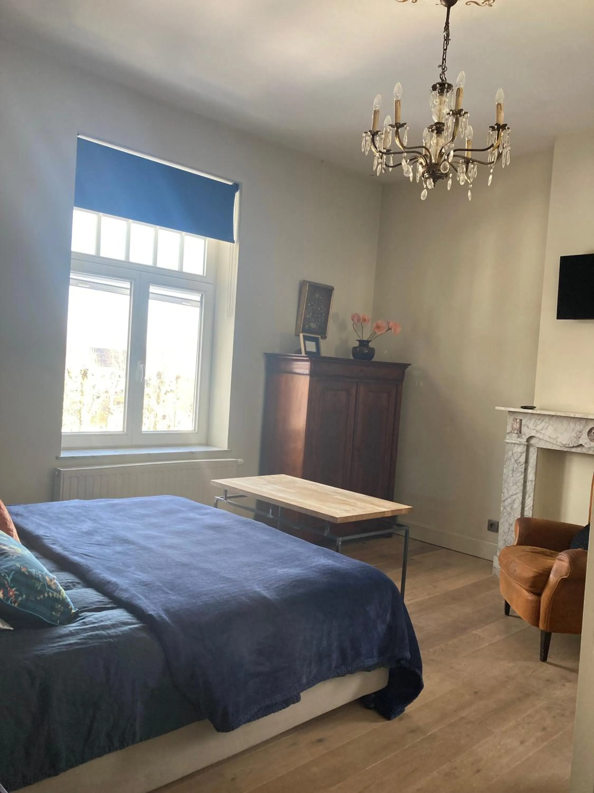 Photo of the whole room in Maison Stout