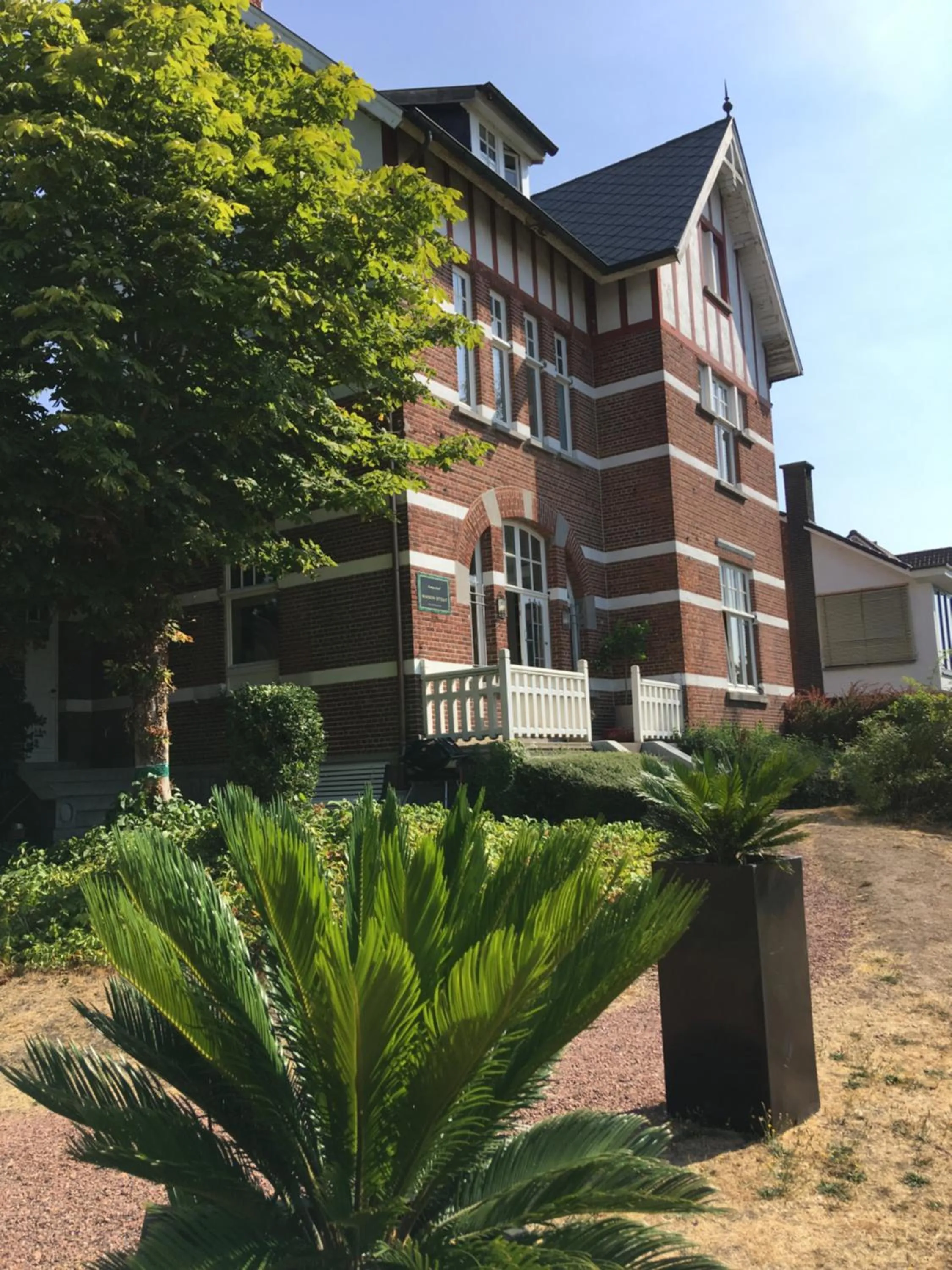 Property building in Maison Stout