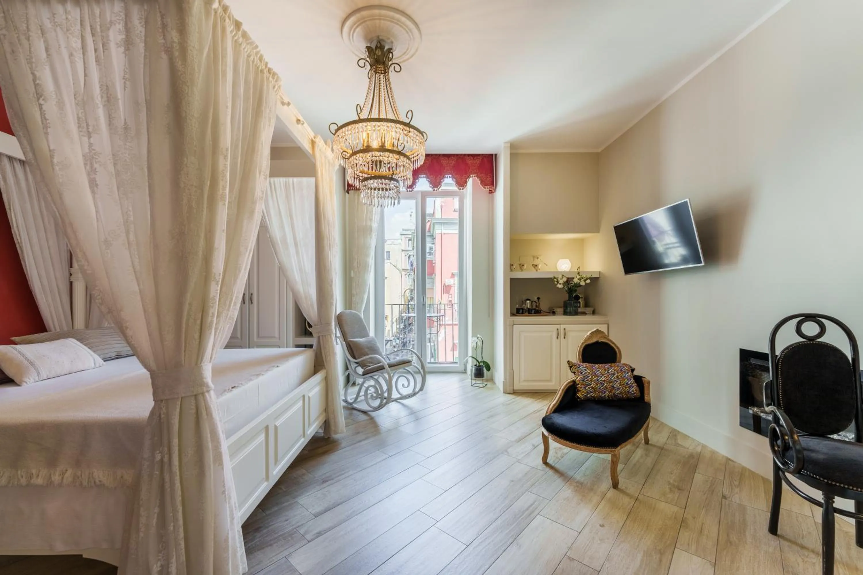 Bed in It's Room Naples