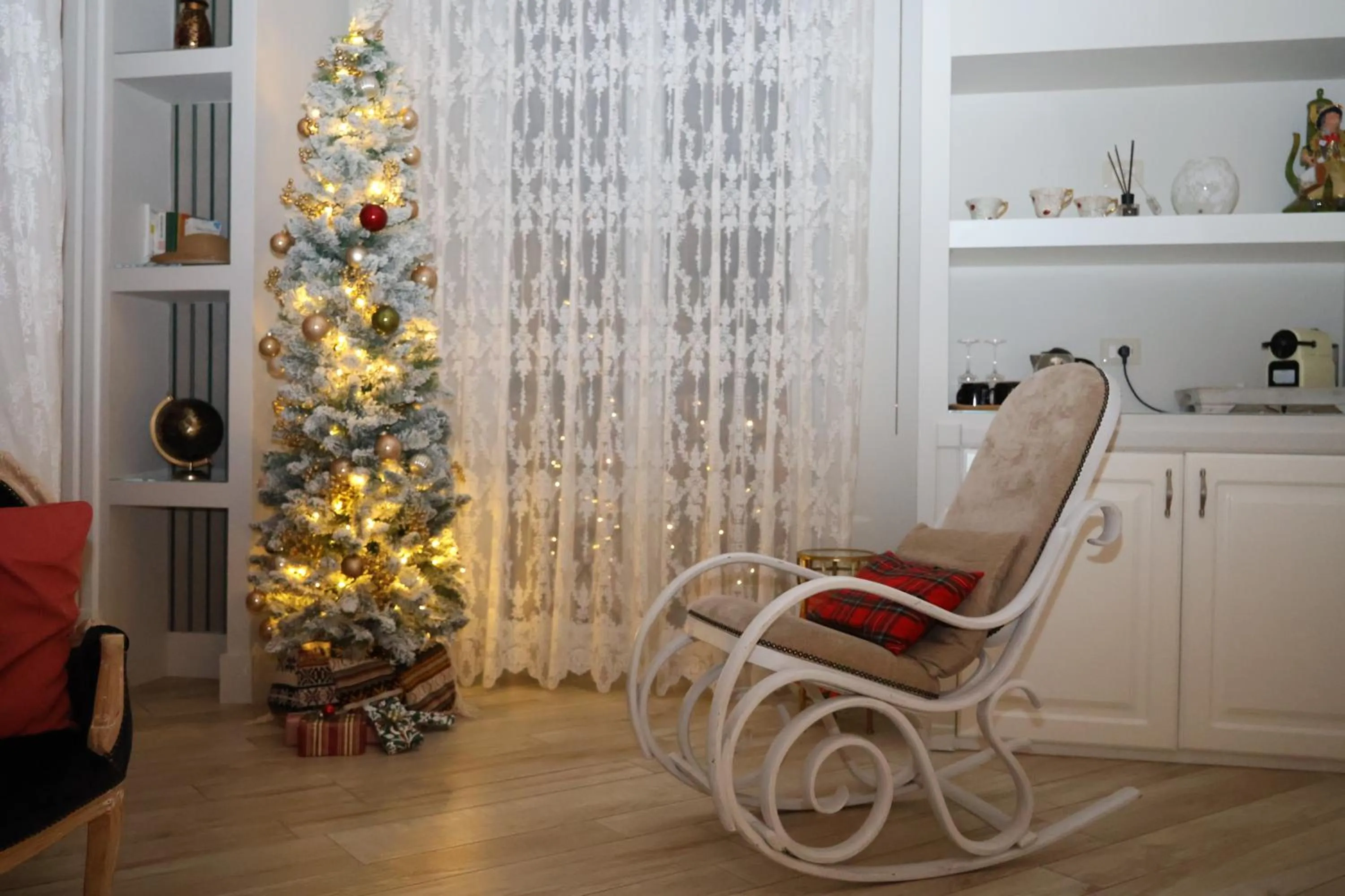 Decorative detail in It's Room Naples