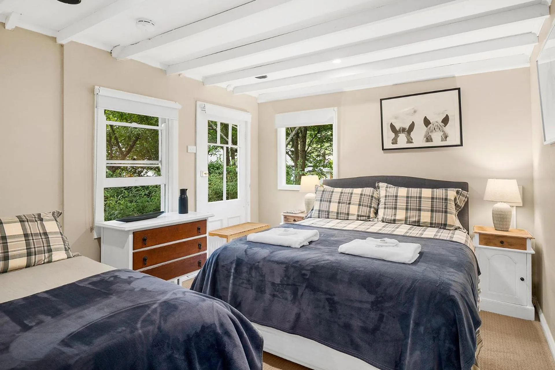 Bedroom, Bed in The Bundanoon Guest House