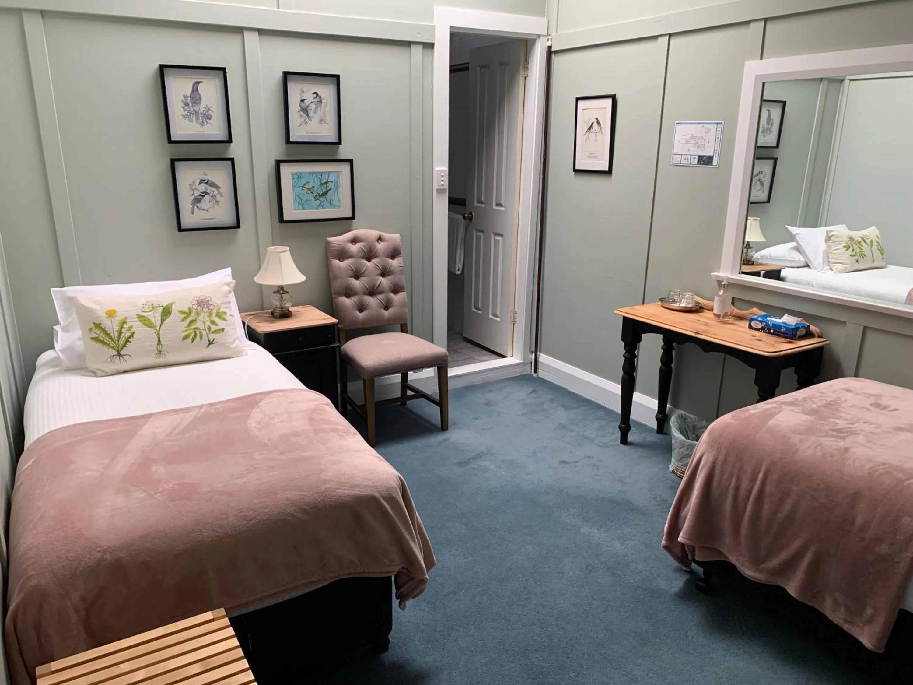 Bedroom, Bed in The Bundanoon Guest House