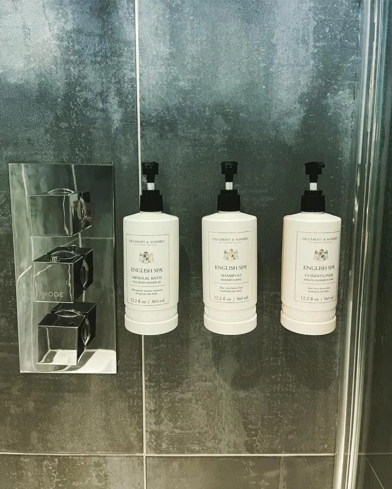 Bathroom in the kingsbury 7even 8ight