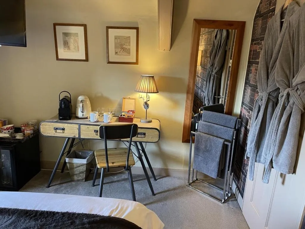 Bedroom, Bed in the kingsbury 7even 8ight