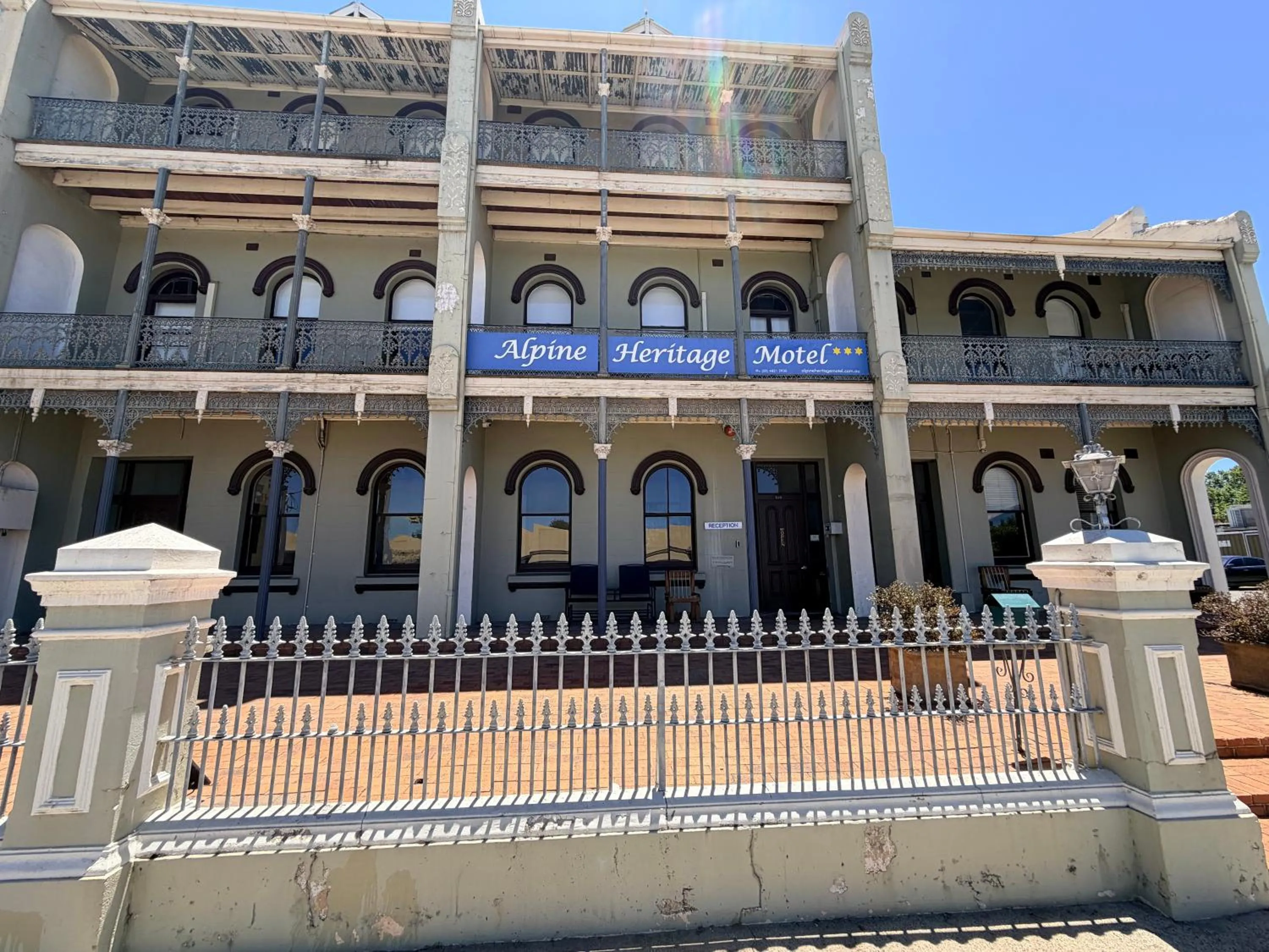 Alpine Heritage Motel