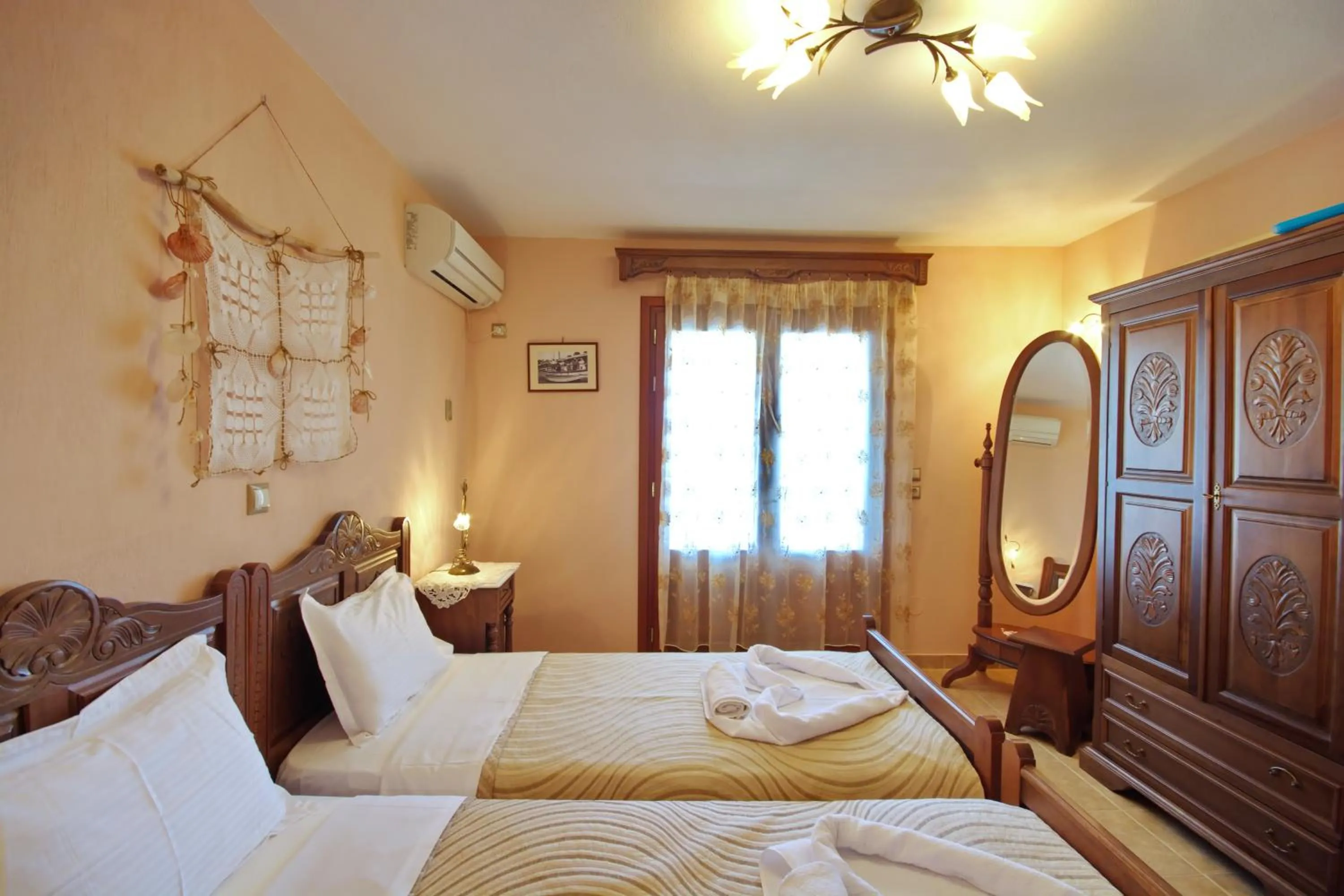 Bedroom, Bed in Pelagos Villas