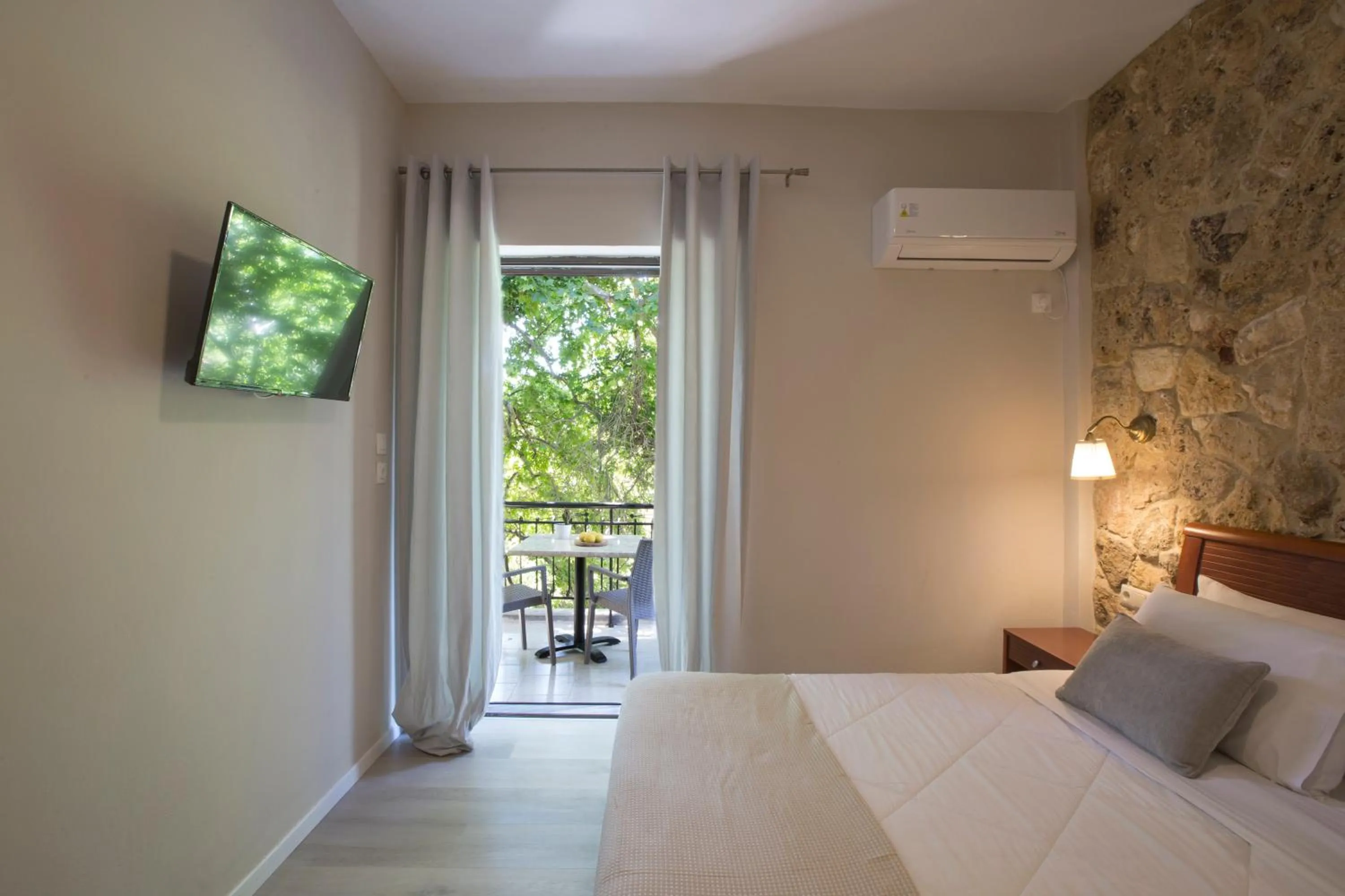 Photo of the whole room, Bed in Hotel Kastri