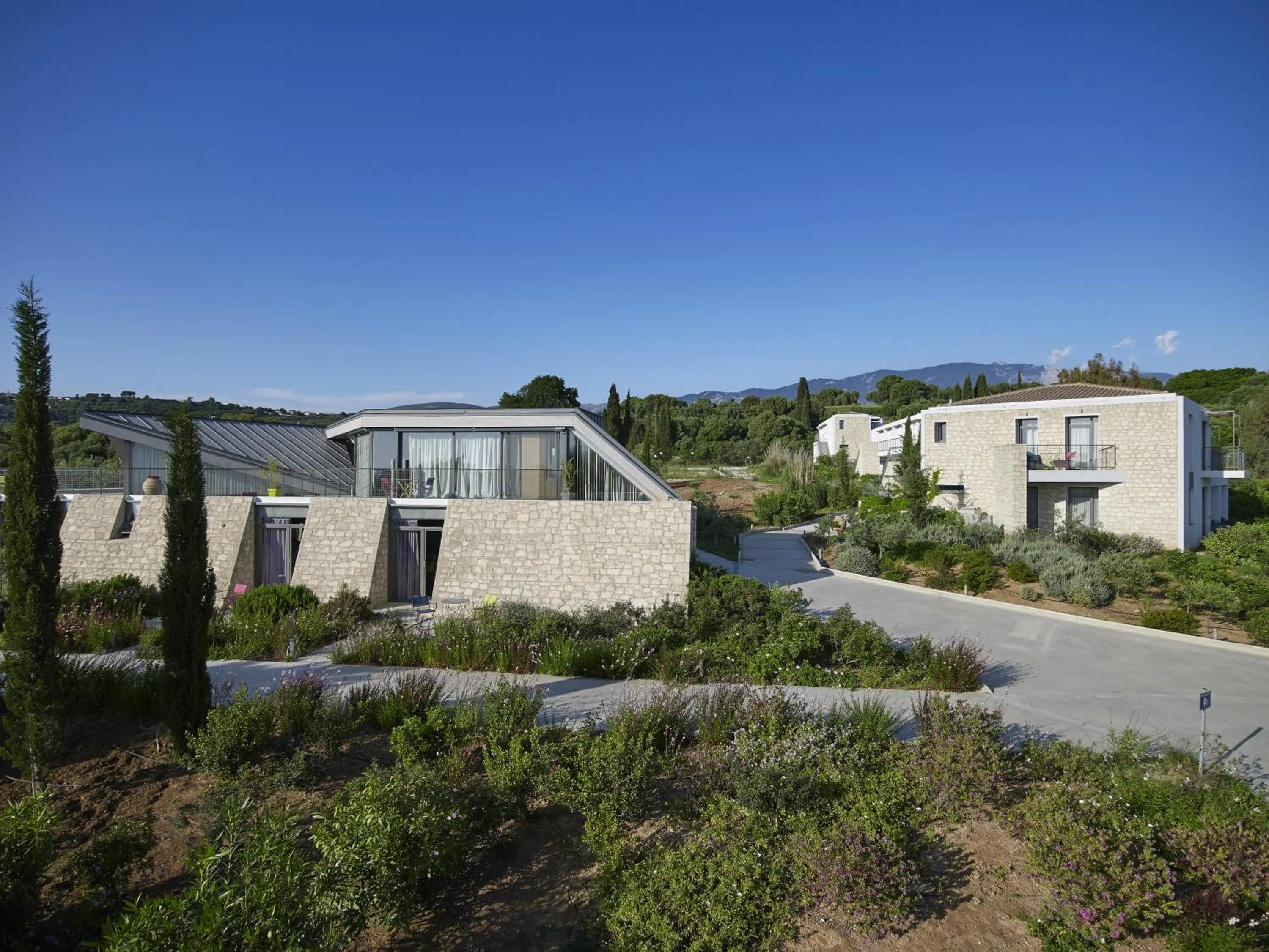 Day in Leivatho Hotel