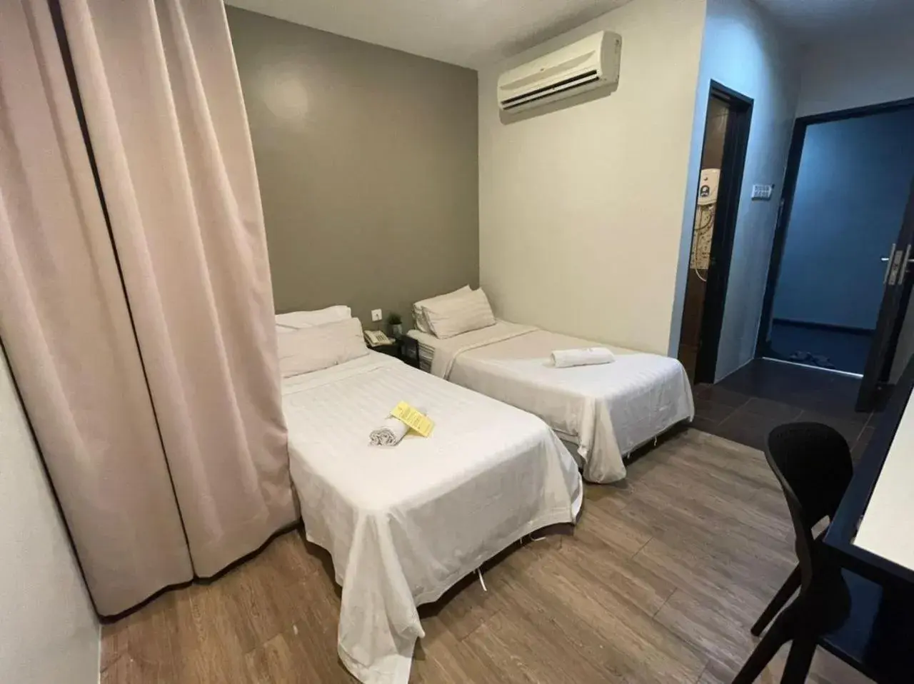 Standard Twin Room (No Window) in Chariton Hotel Butterworth Standard Twin Room (No Window) in Chariton Hotel Butterworth