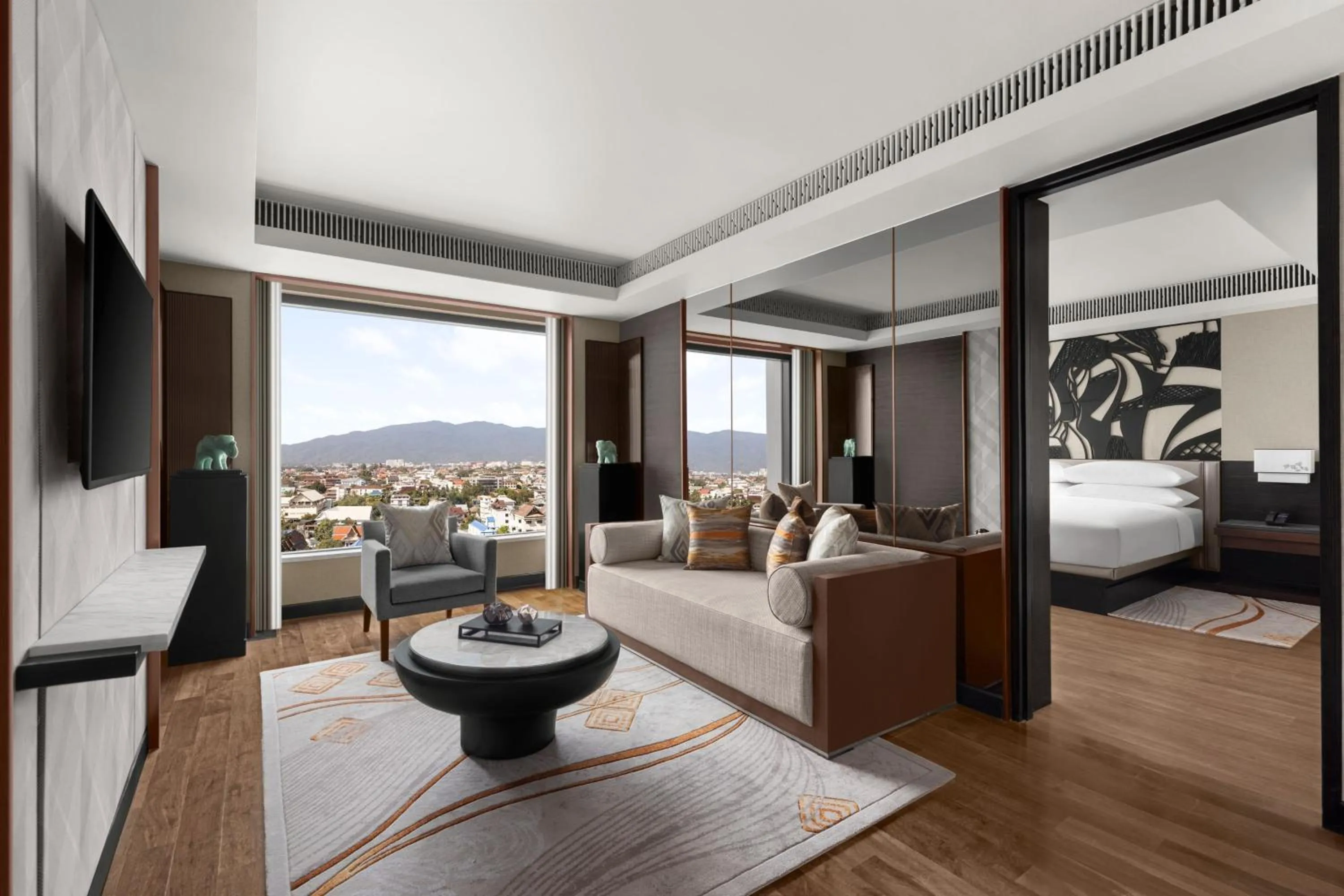 Living room, Bed in Chiang Mai Marriott Hotel