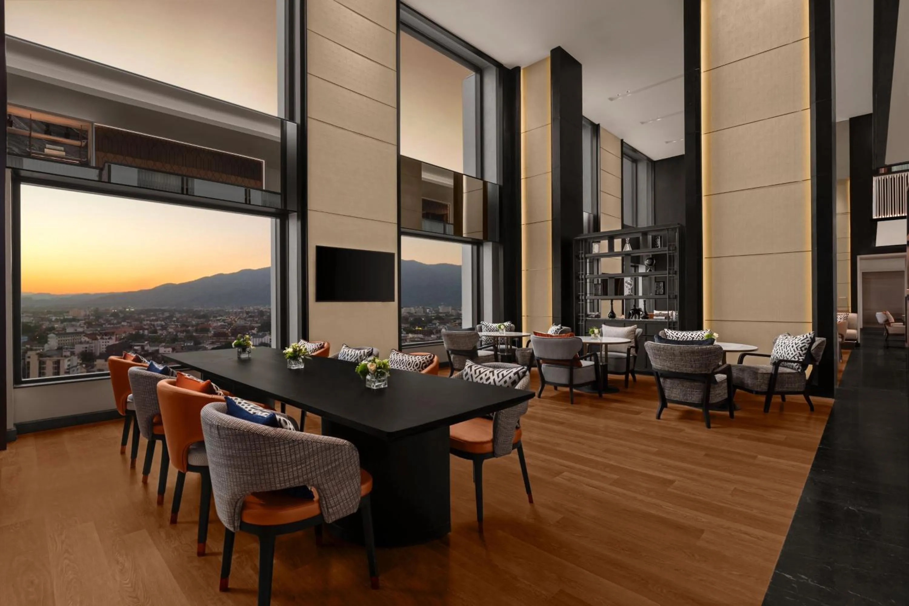 Lounge or bar in Chiang Mai Marriott Hotel