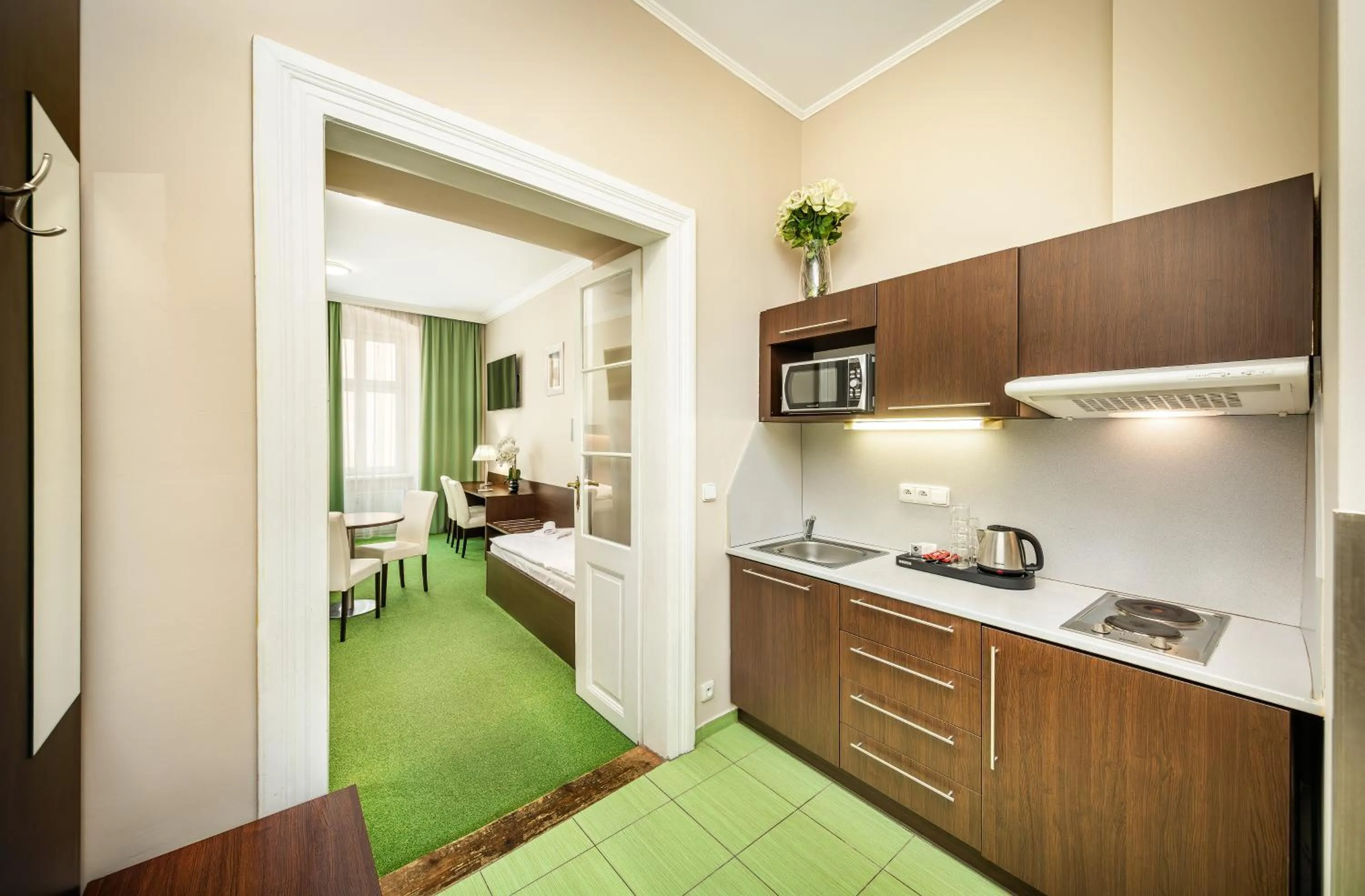 Kitchen or kitchenette in Martin Hotel Prague