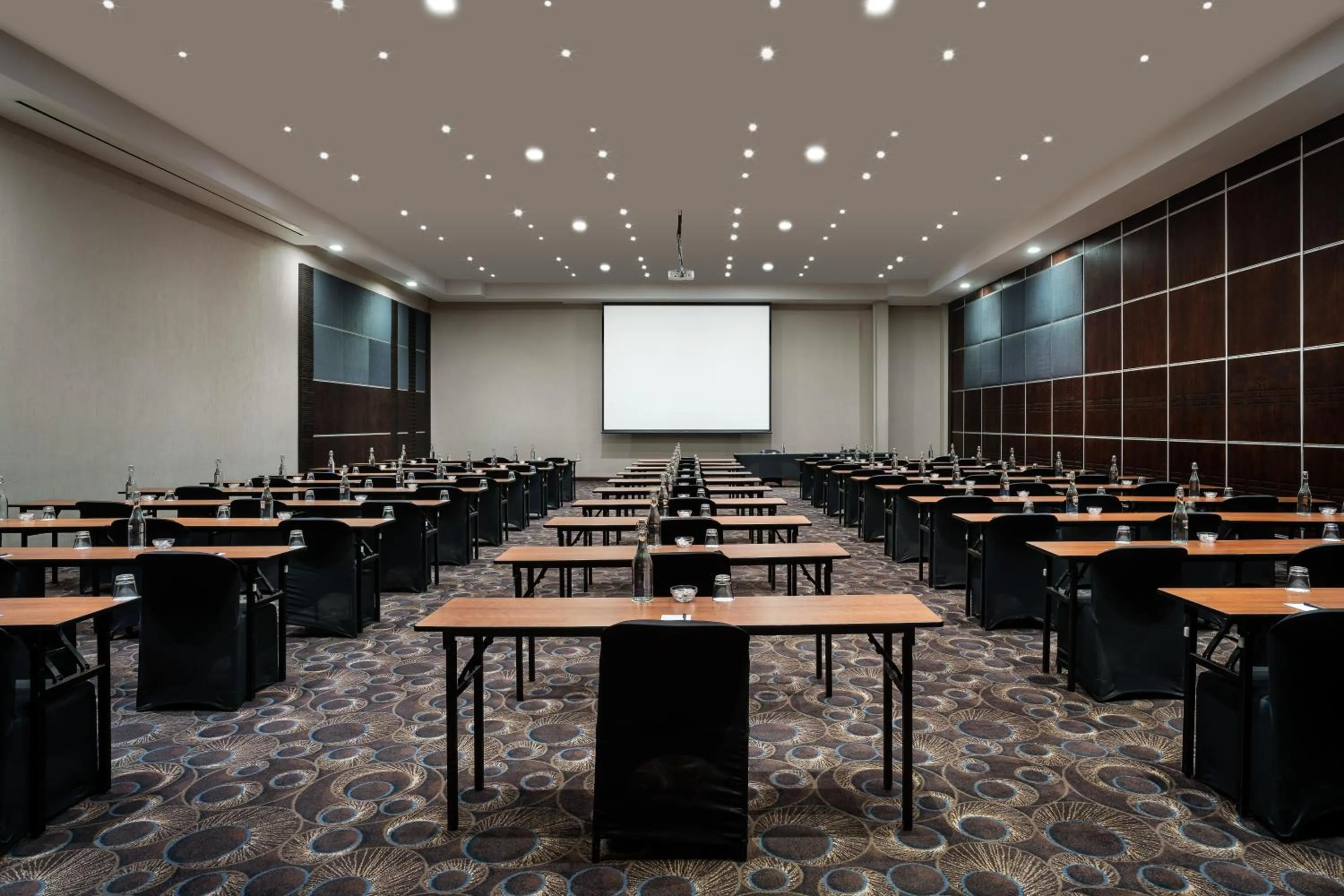 Meeting/conference room in Premier Hotel O.R. Tambo