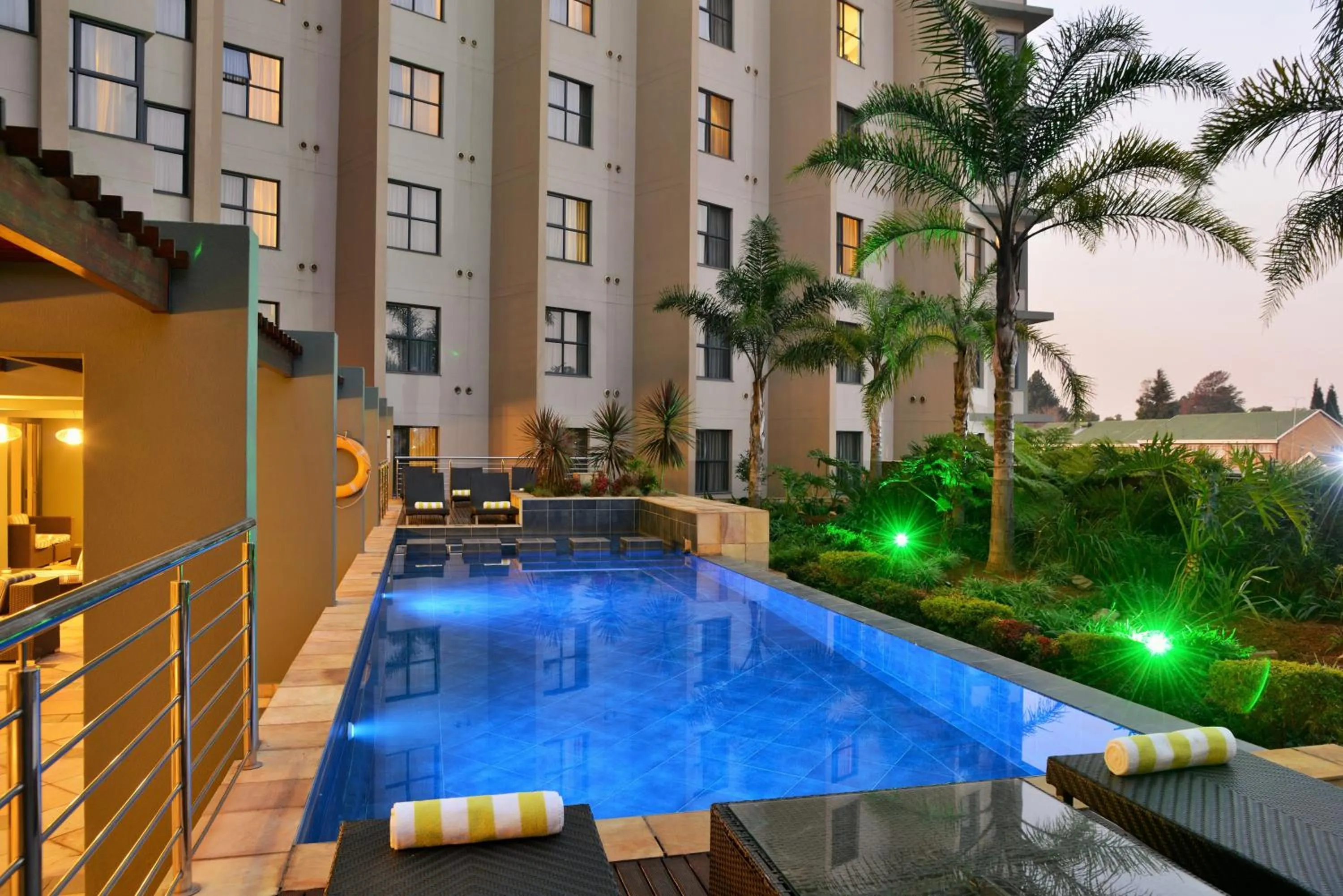 Swimming pool in Premier Hotel O.R. Tambo