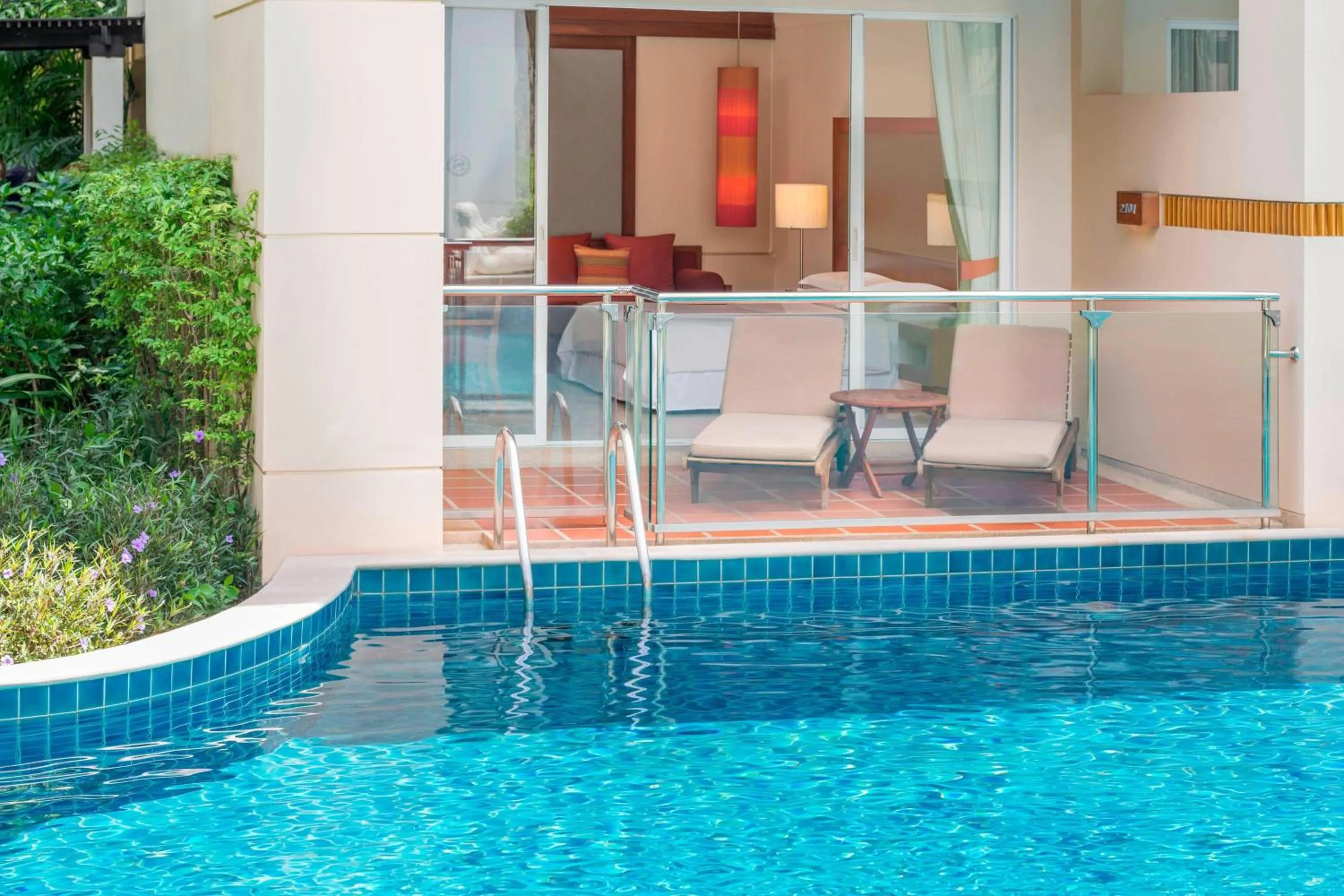 Swimming pool in Sheraton Hua Hin Resort & Spa