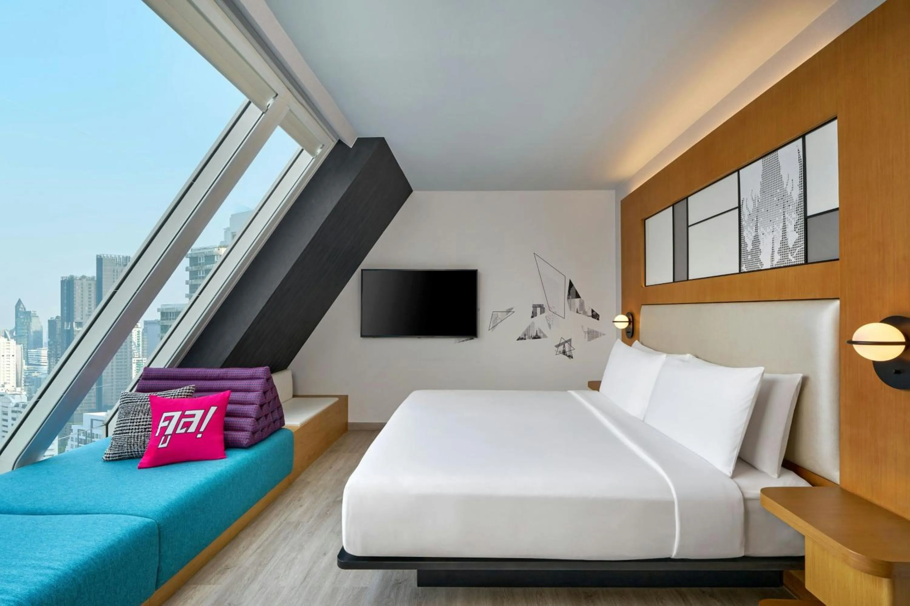 Bedroom, Bed in Aloft Bangkok - Sukhumvit 11