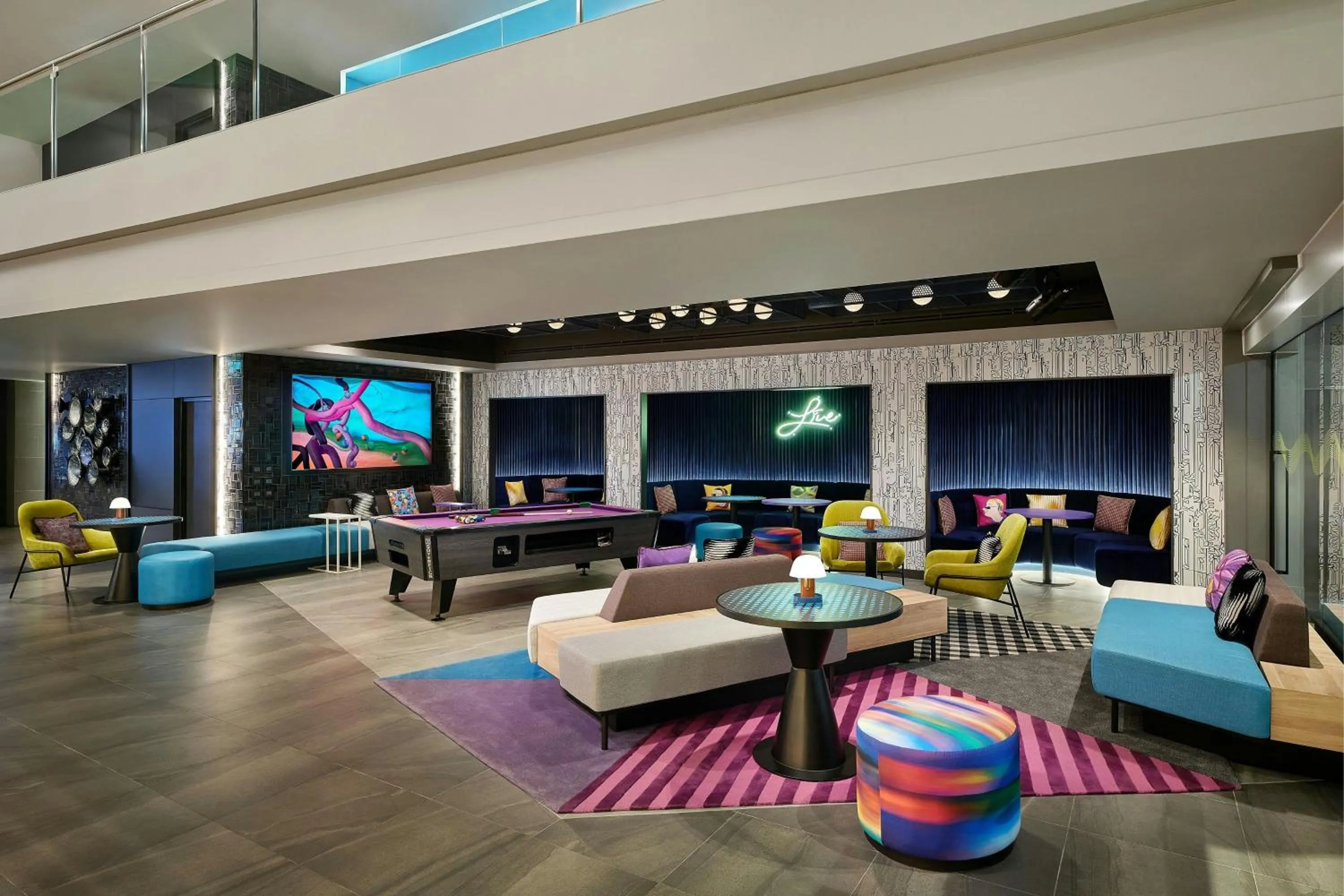 Lounge or bar in Aloft Bangkok - Sukhumvit 11