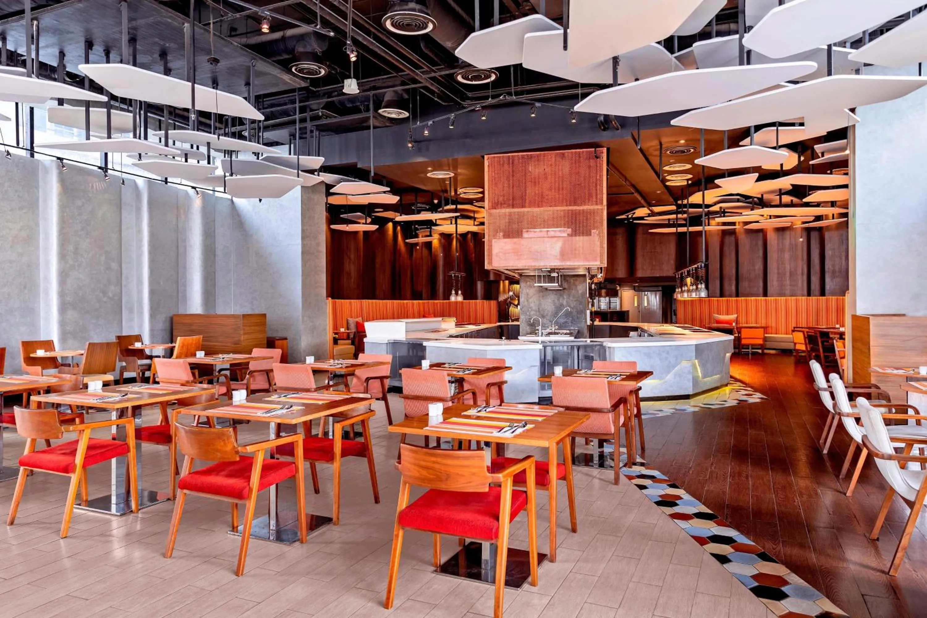 Lounge or bar in Aloft Bangkok - Sukhumvit 11