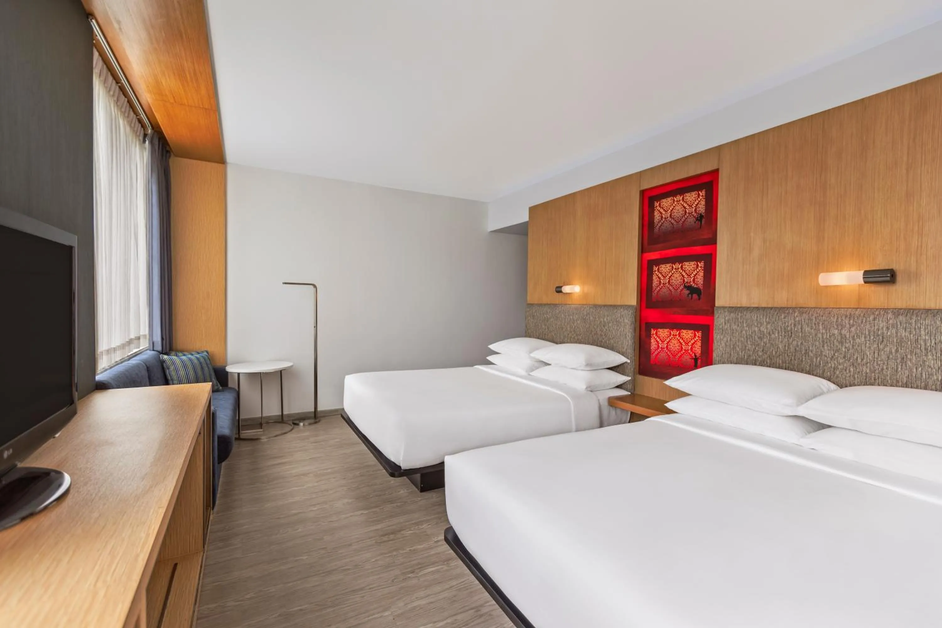 Bedroom, Bed in Aloft Bangkok - Sukhumvit 11