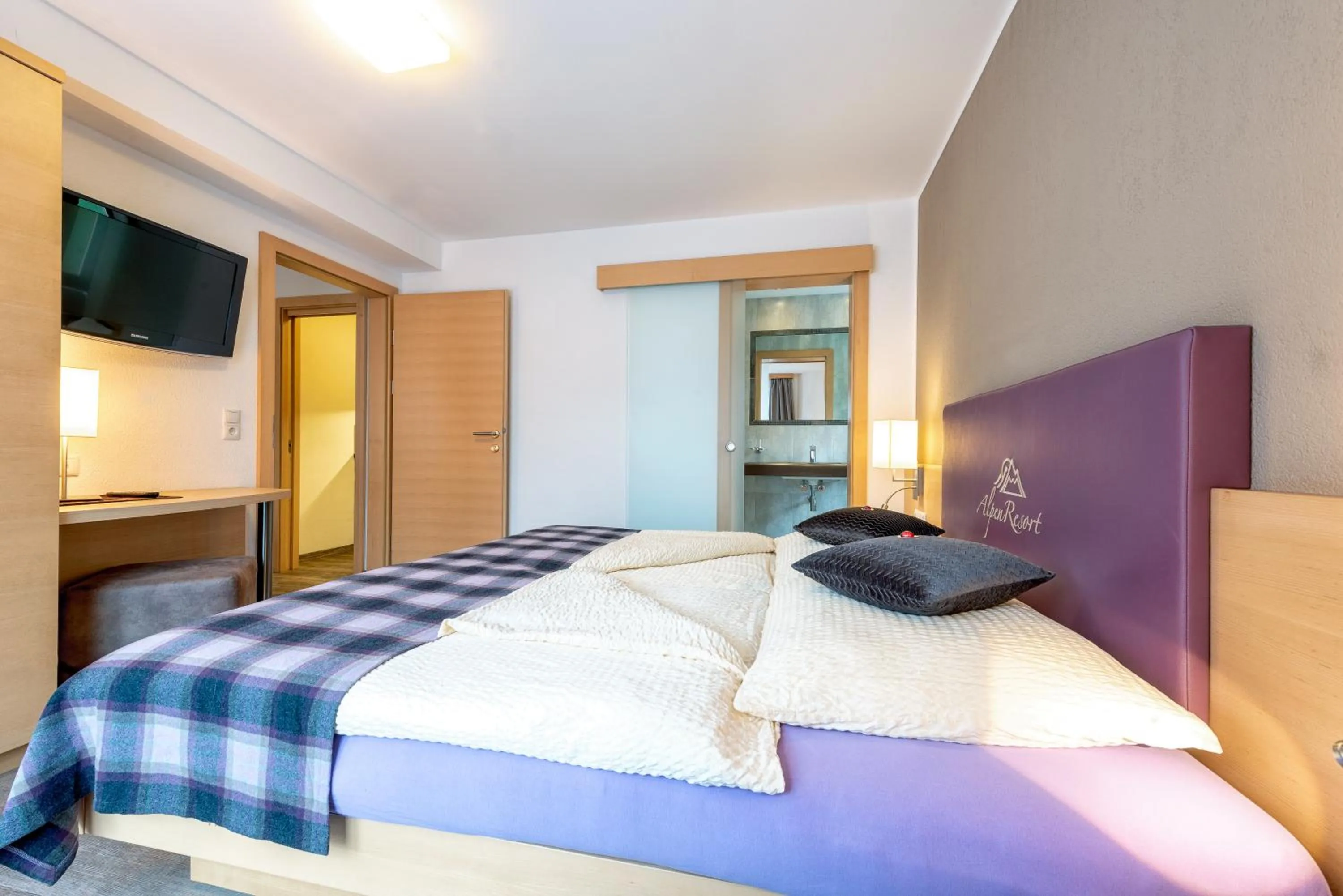 Bed in Alpenresort Thanner